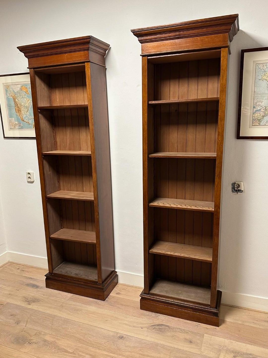 Late 19th Century Set of 2 antique open bookcases For Sale