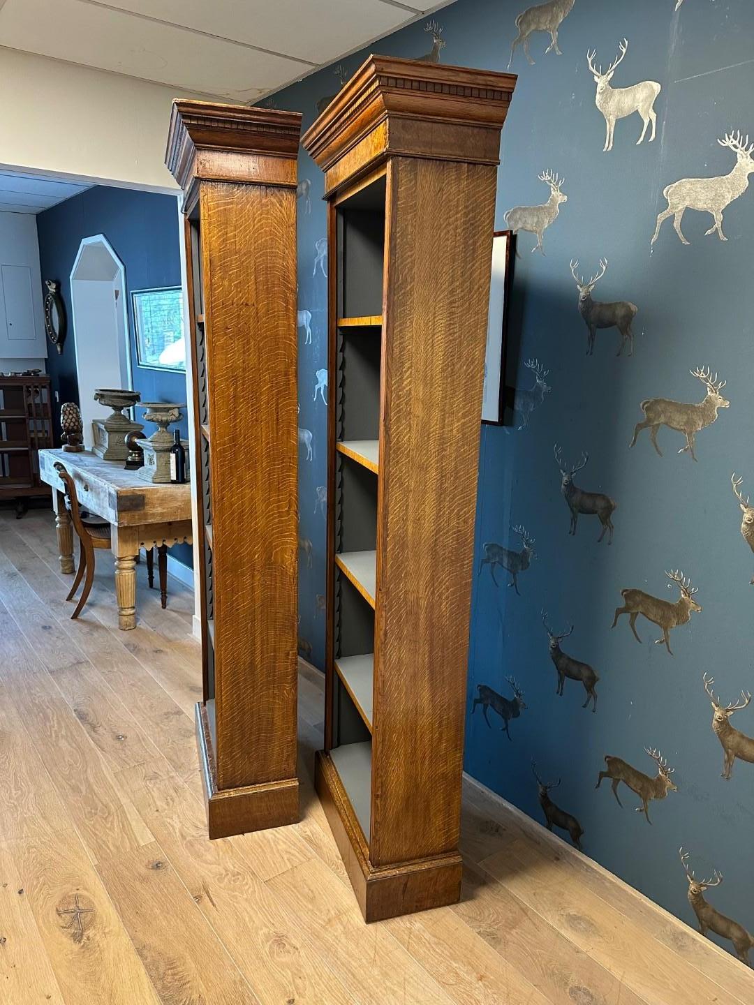 ensemble de 2 bibliothèques ouvertes antiques en vente 2