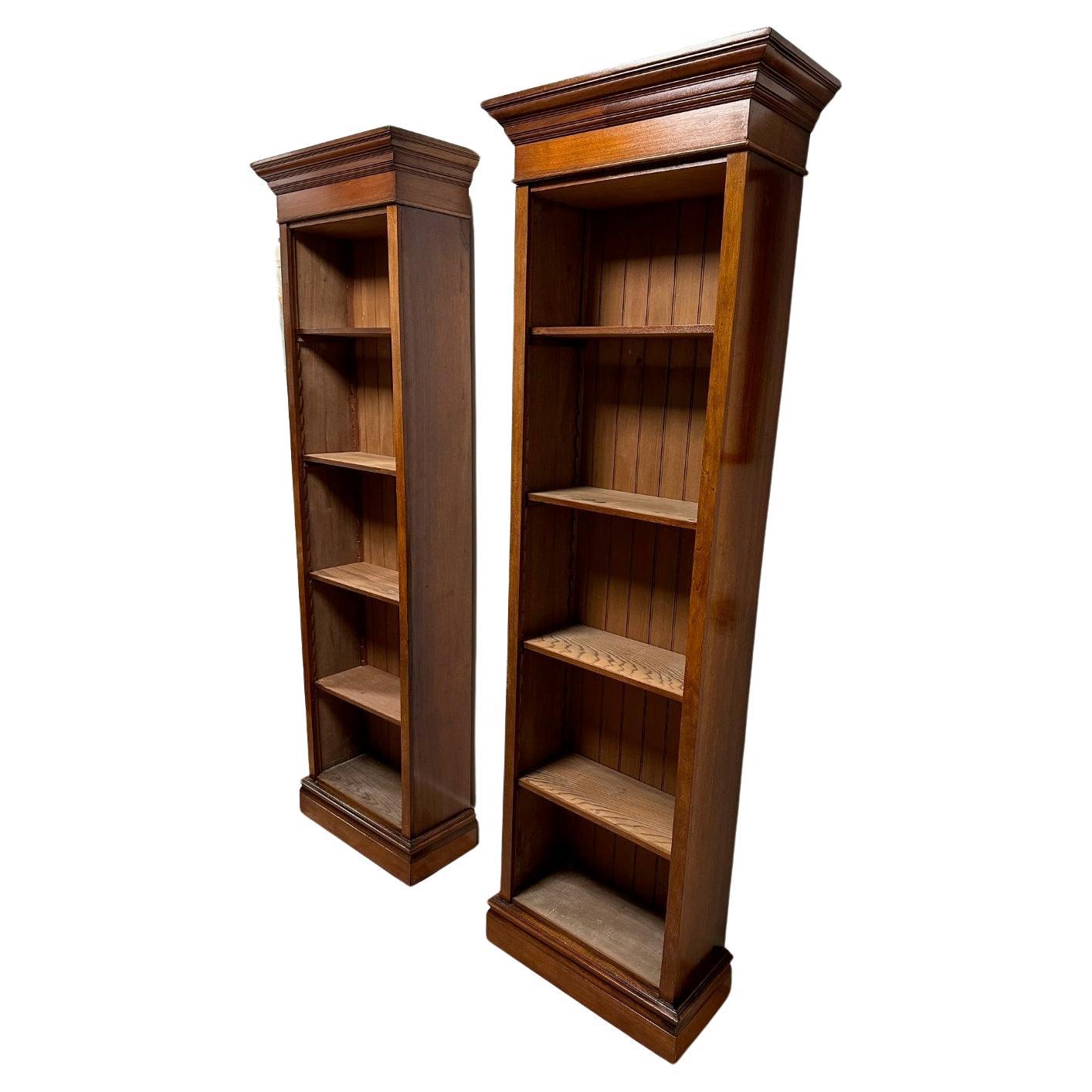Set of 2 antique open bookcases For Sale