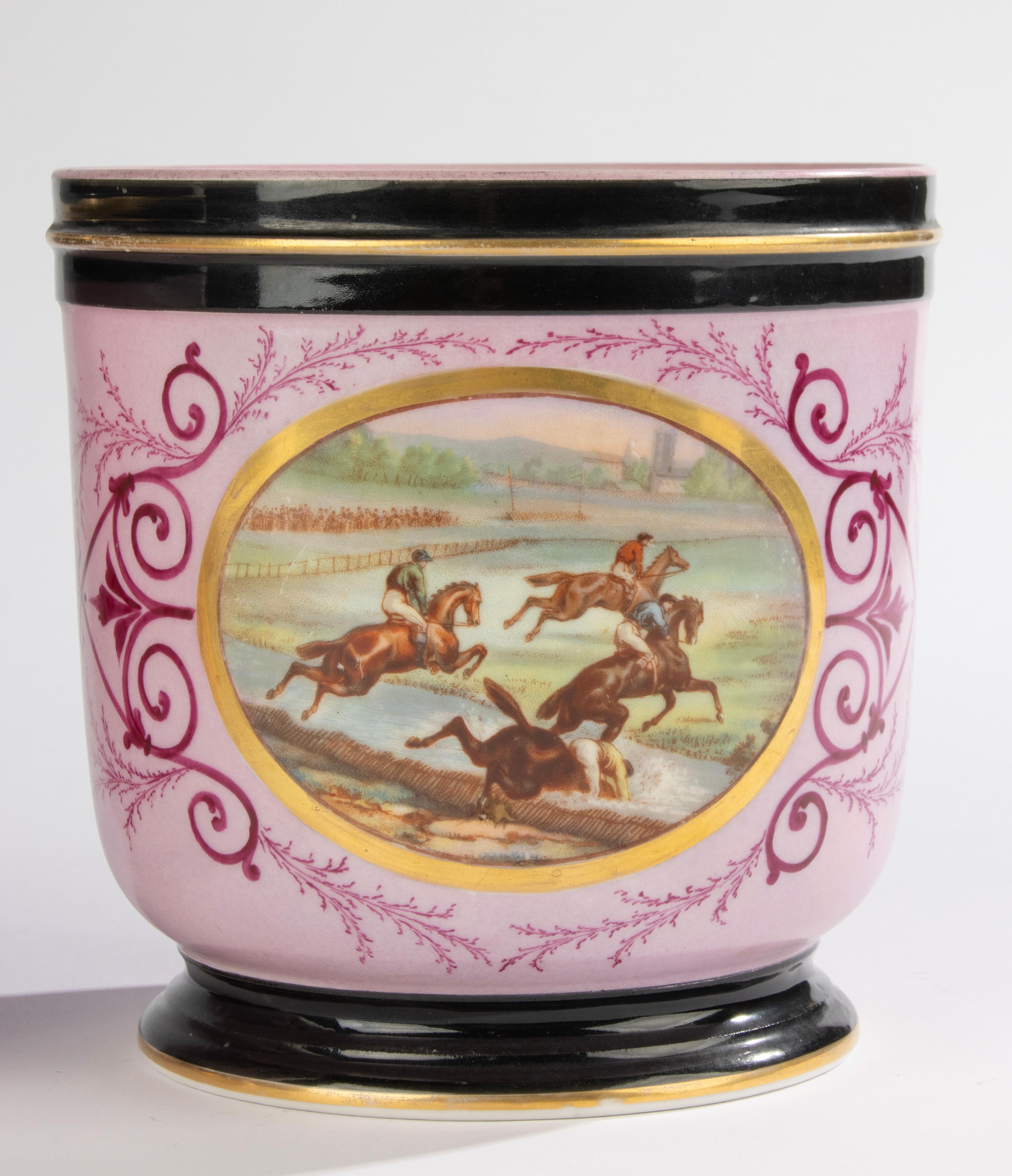 Porcellana Set di 2 antiche cachepot in porcellana - circa 1890 - Vieux Bruxelles in vendita