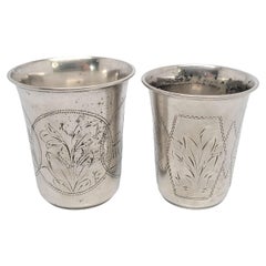 Ensemble de 2 tasses Kiddush russes anciennes en argent 84