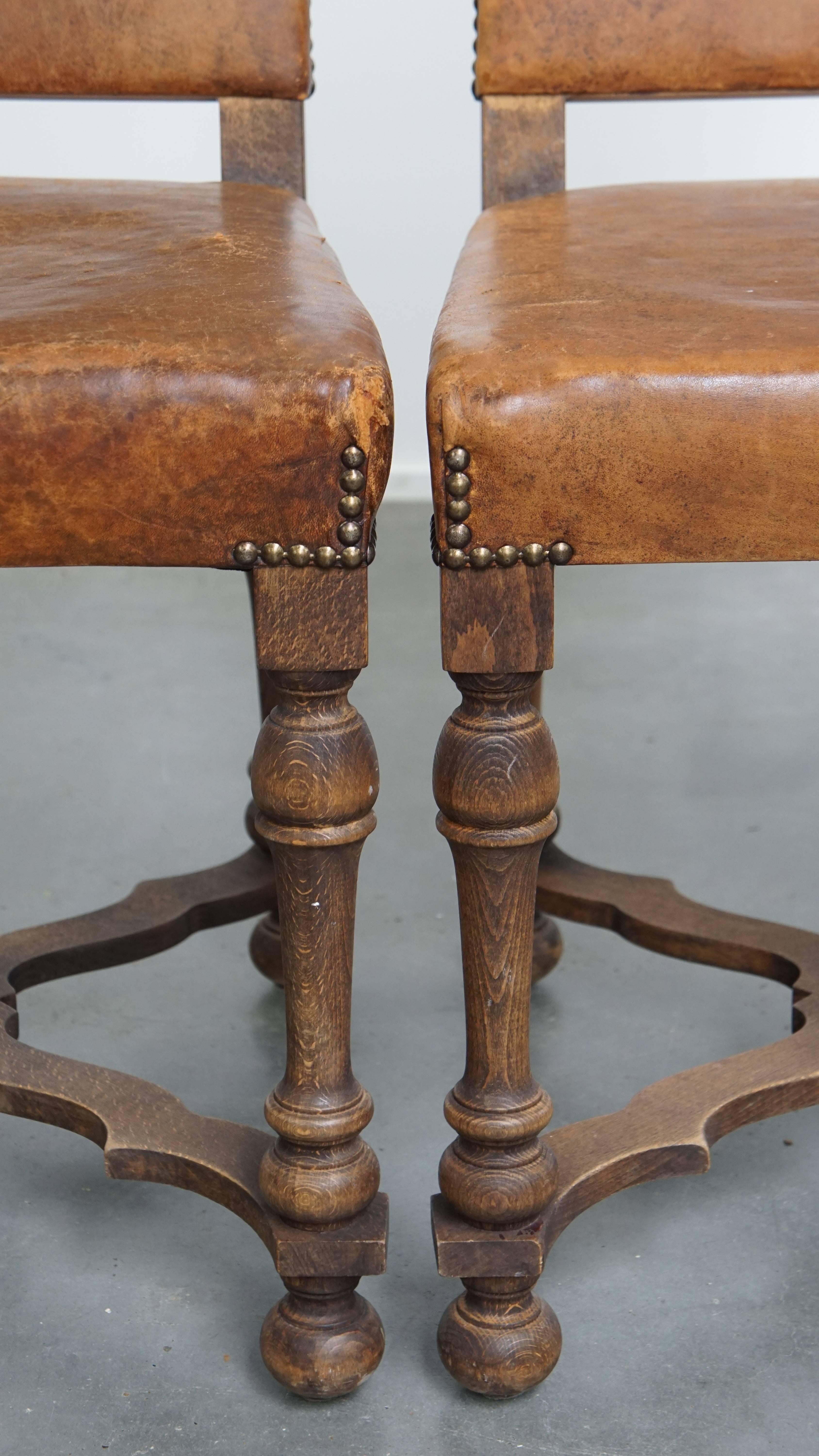 Set of 2 Antique Wooden and Sheepskin Leather Dining Chairs from the Early 1900s For Sale 2