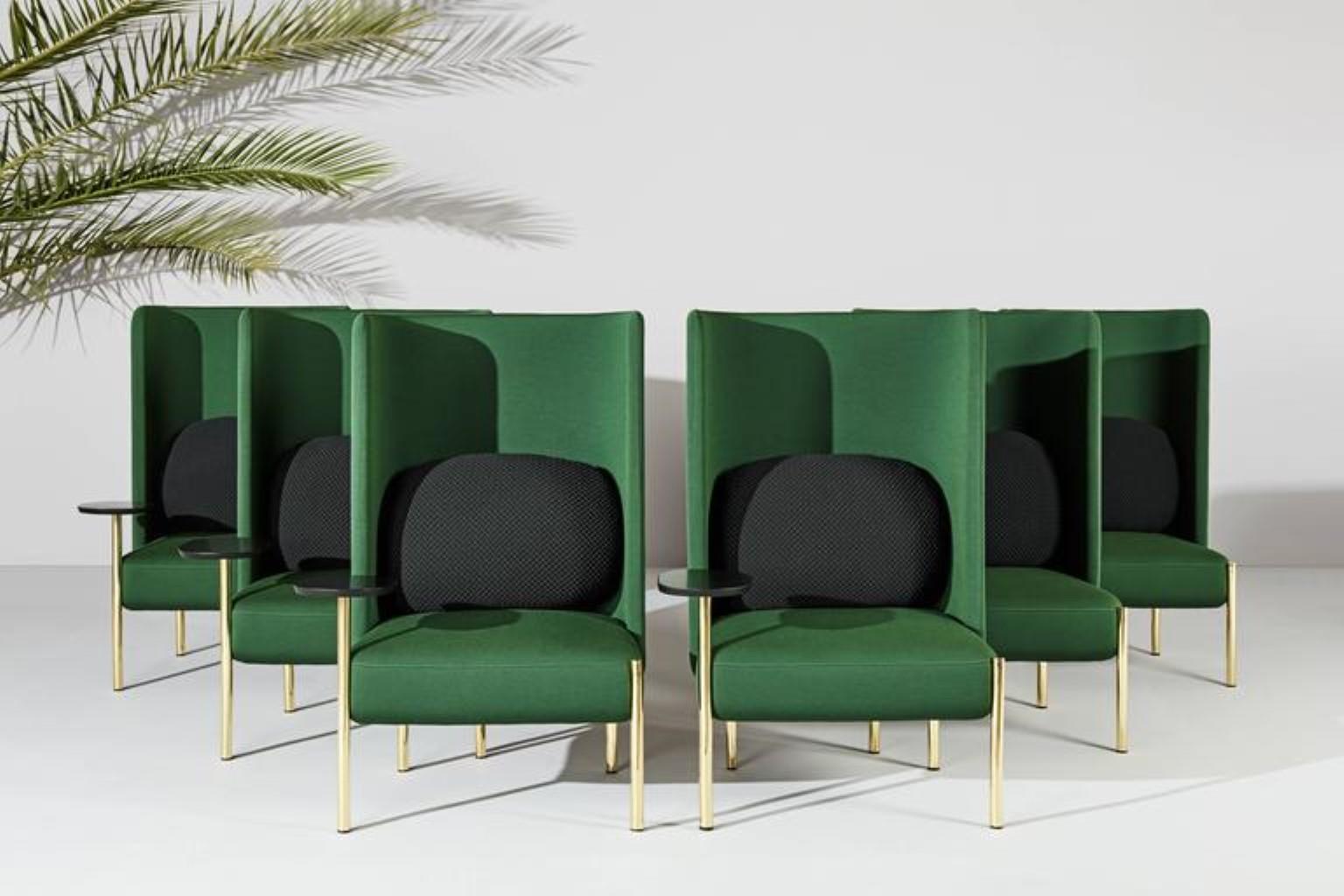 Set of 2 Ara green armchairs by Pepe Albargues
Dimensions: 125 x 74 x 74 cm.
Materials: Iron backrest structure and pine wood seat structure. Seat stuffed with polyurethane 3542 covered with polyester fibre. Cushion: 50% goose feathers and 50%