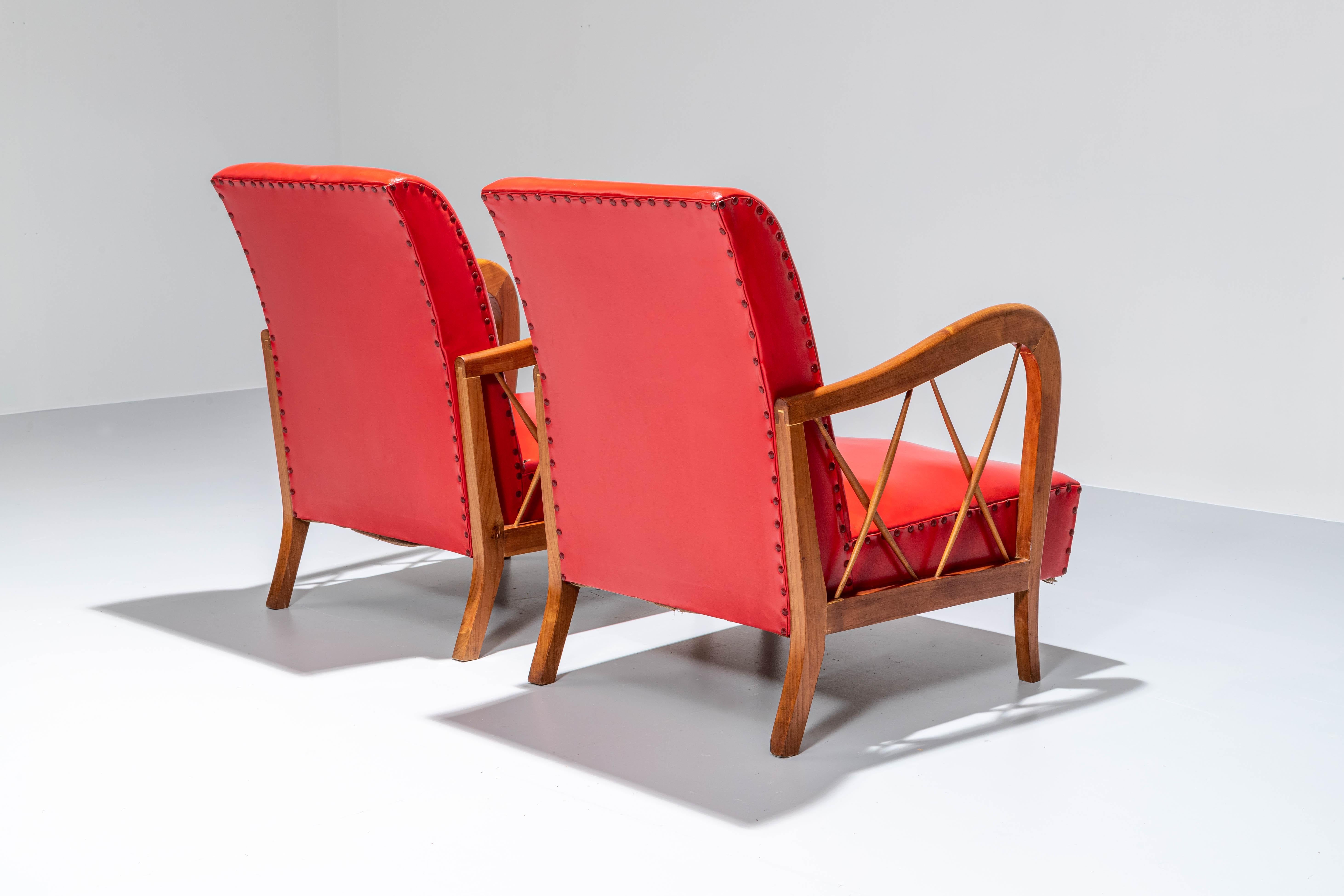 Mid-20th Century Set of 2 Arm Chairs by Paolo Buffa in Wood and Red Leatherette, Italy, 1950's