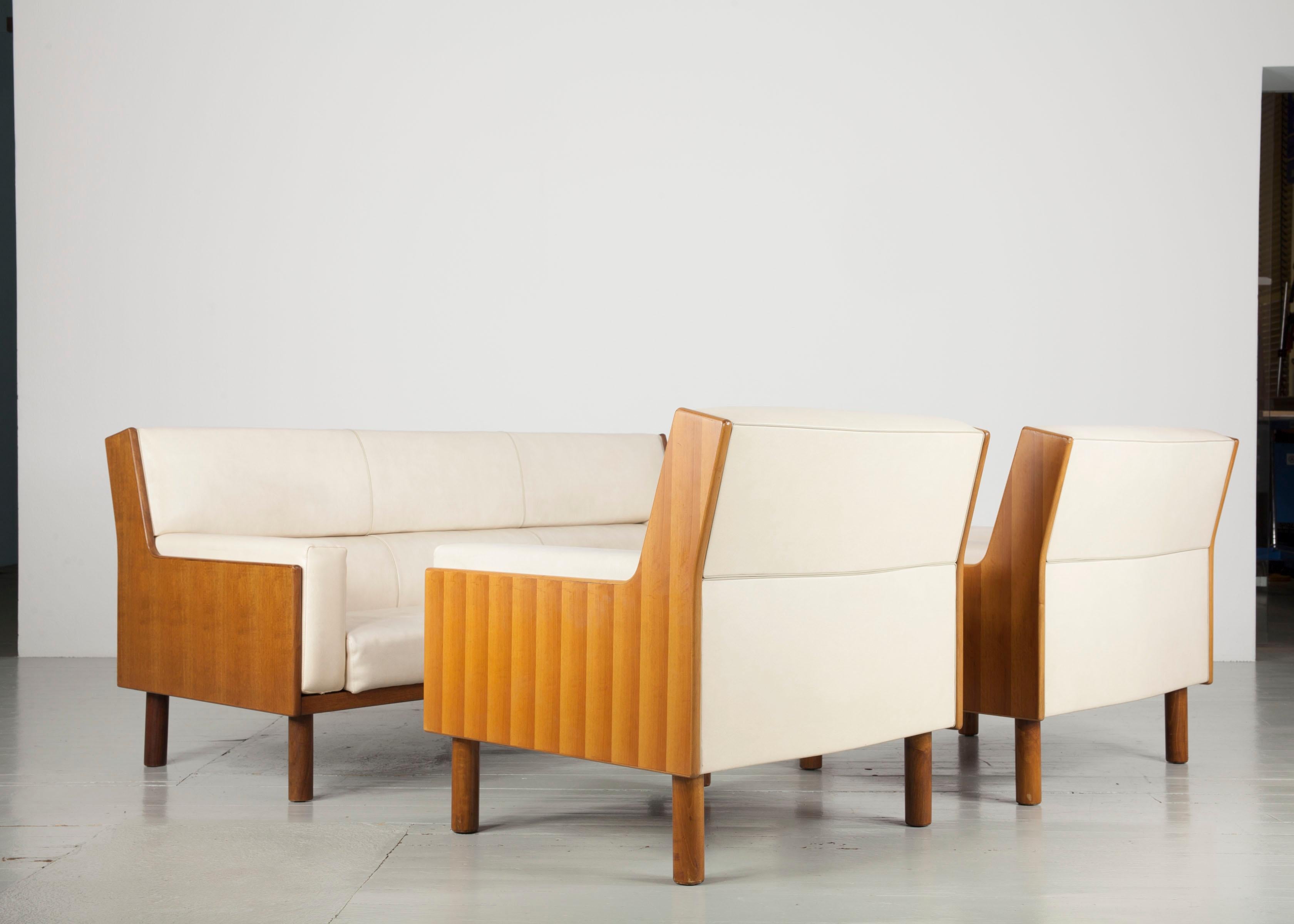 Italian Set of 2 Armchairs and Couch, Manufactured by Anonima Castelli Bologna, 1950s For Sale