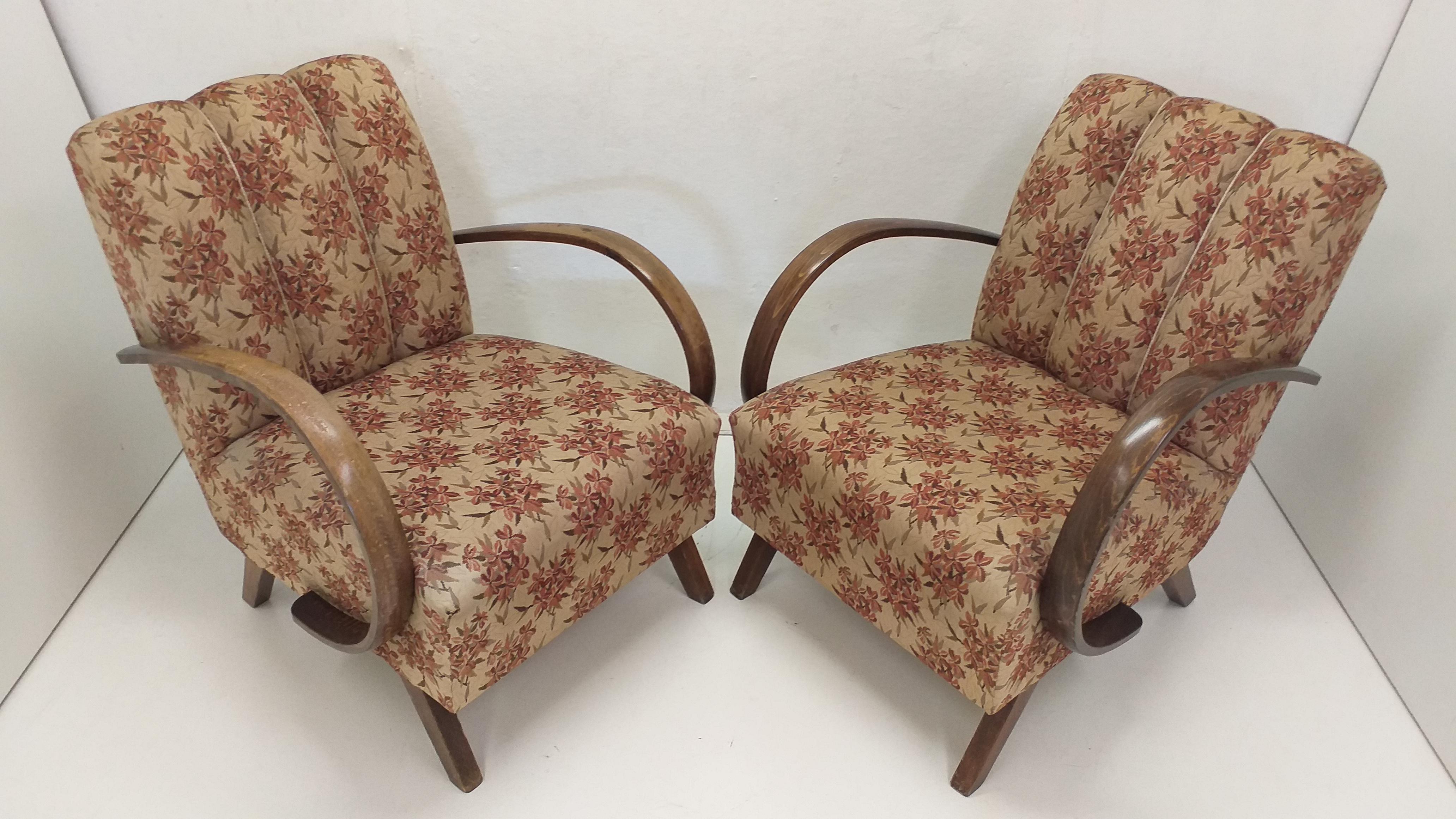Set of 2 Armchairs H 410 Halabala and Coffee Table for UP Závody, Czechoslovakia For Sale 2