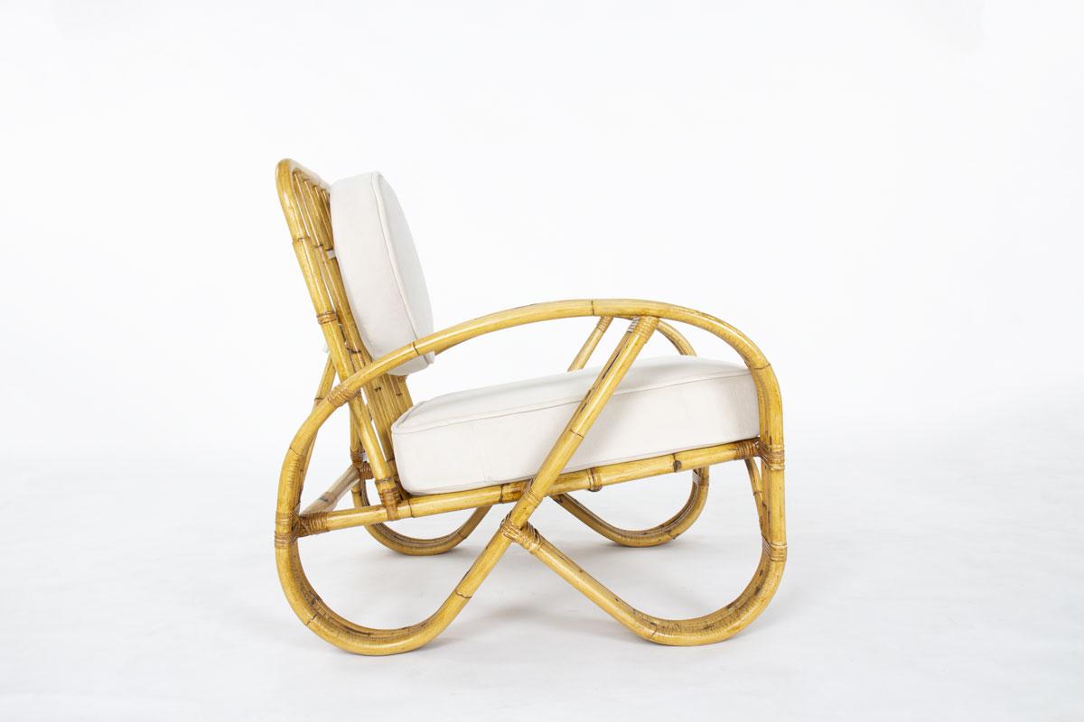 Ensemble de 2 fauteuils en rotin et coussins en tissu de velours beige 1950 en vente 4