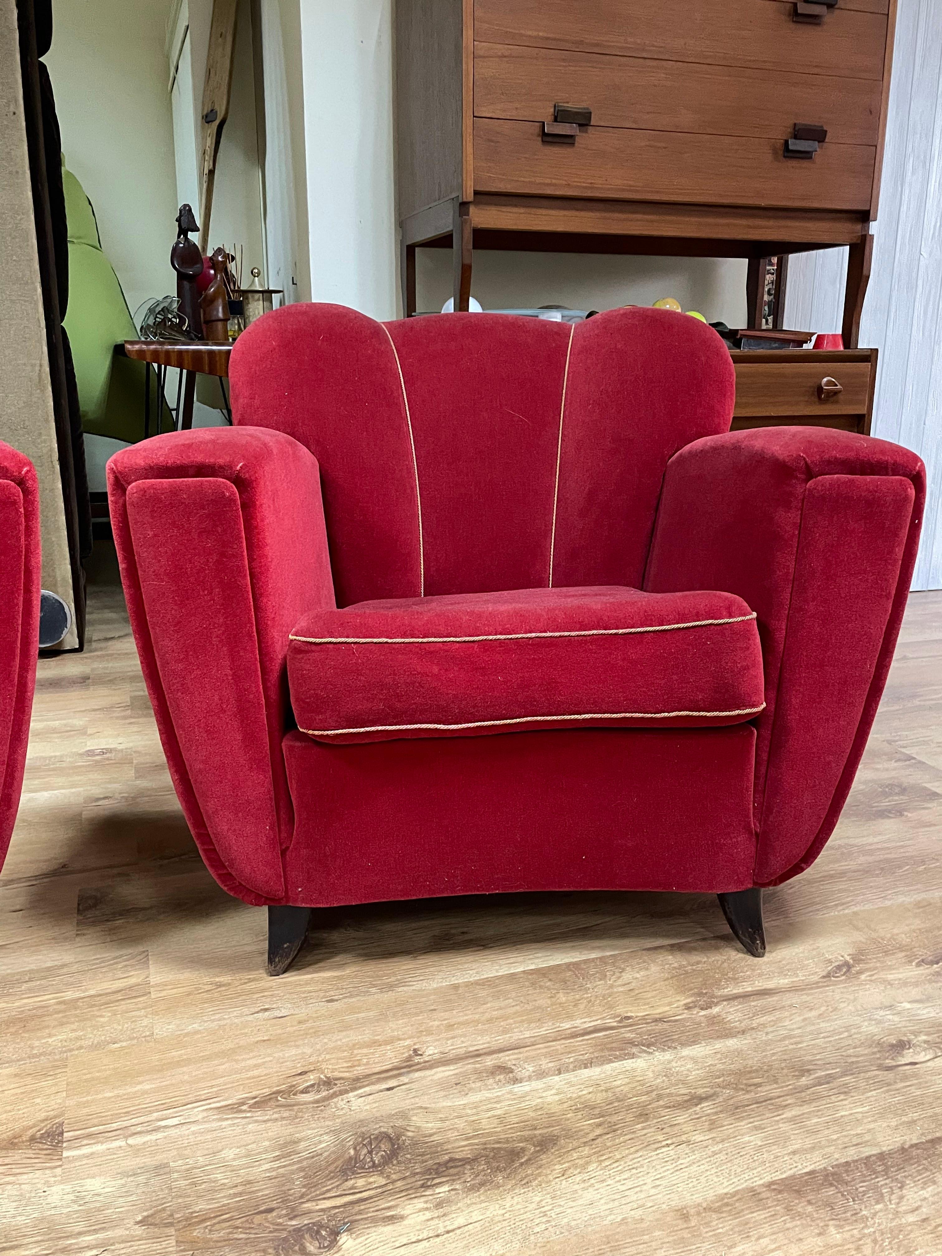 Mid-20th Century Set of 2 Armchairs in Red Velvet, 1940s