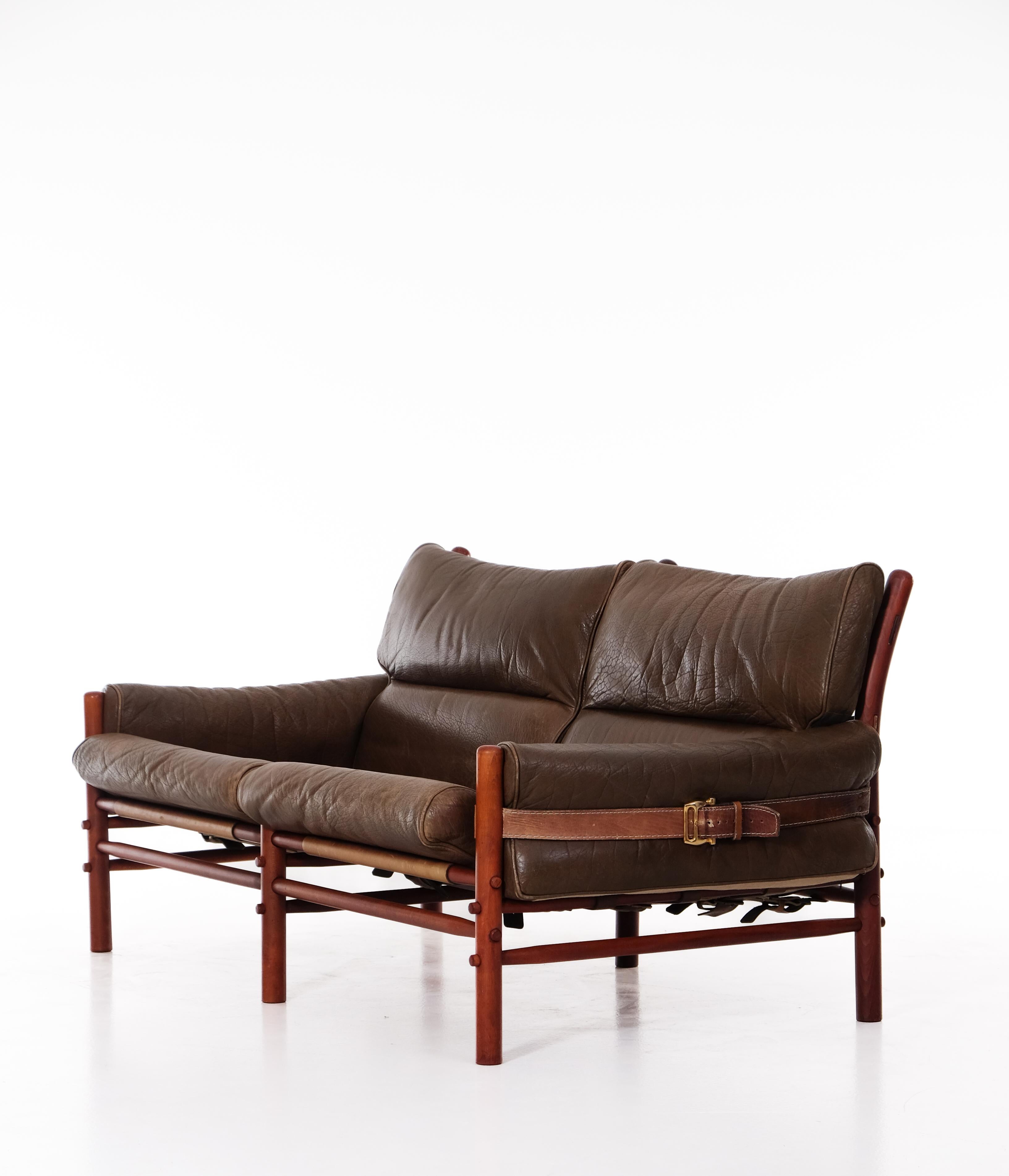 Ensemble de 2 canapés Arne Norell modèle Kontiki, Suède, années 1970 en vente 4