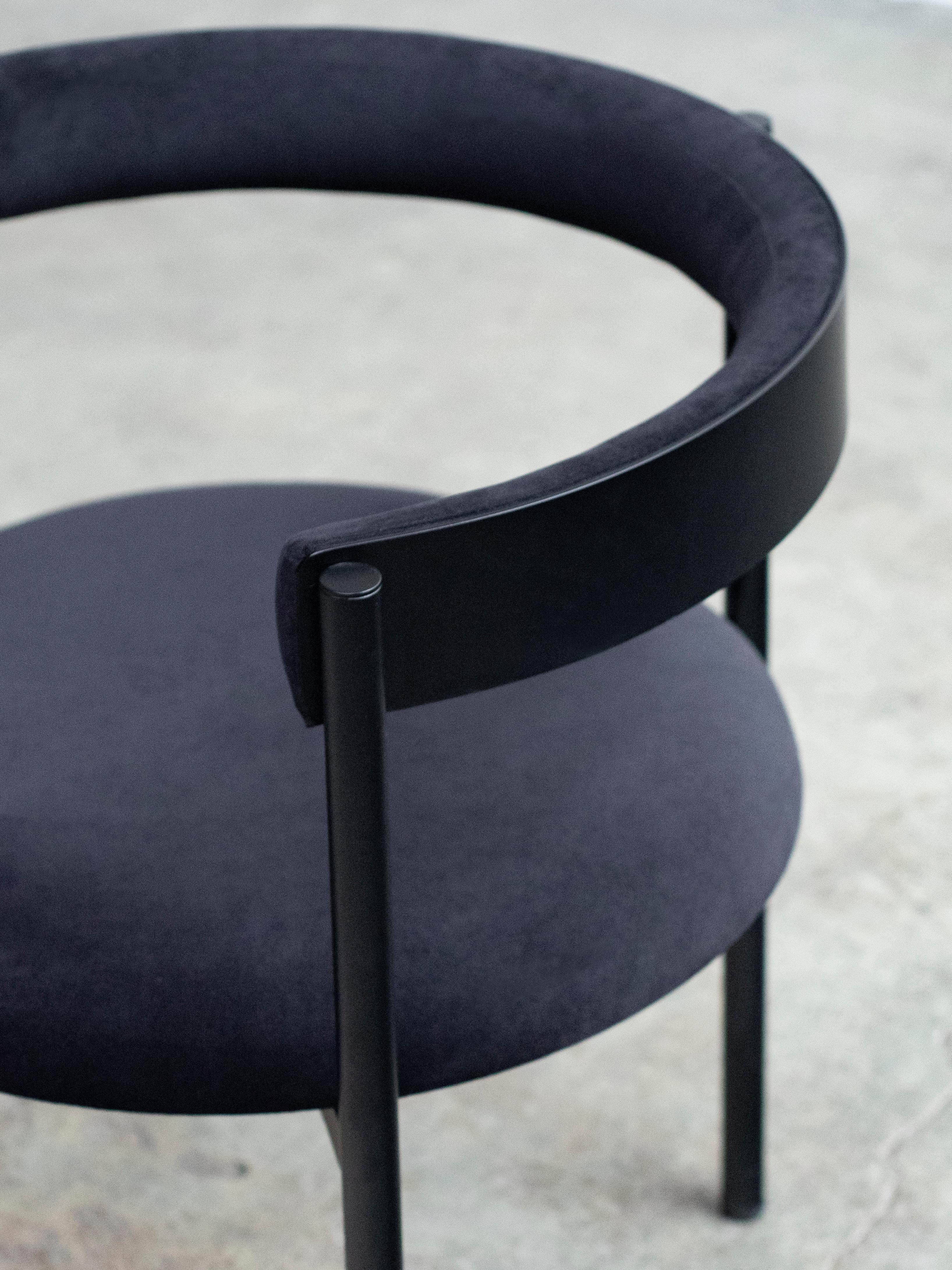 Set of 2 Aro Chairs, Black by Ries In New Condition For Sale In Geneve, CH