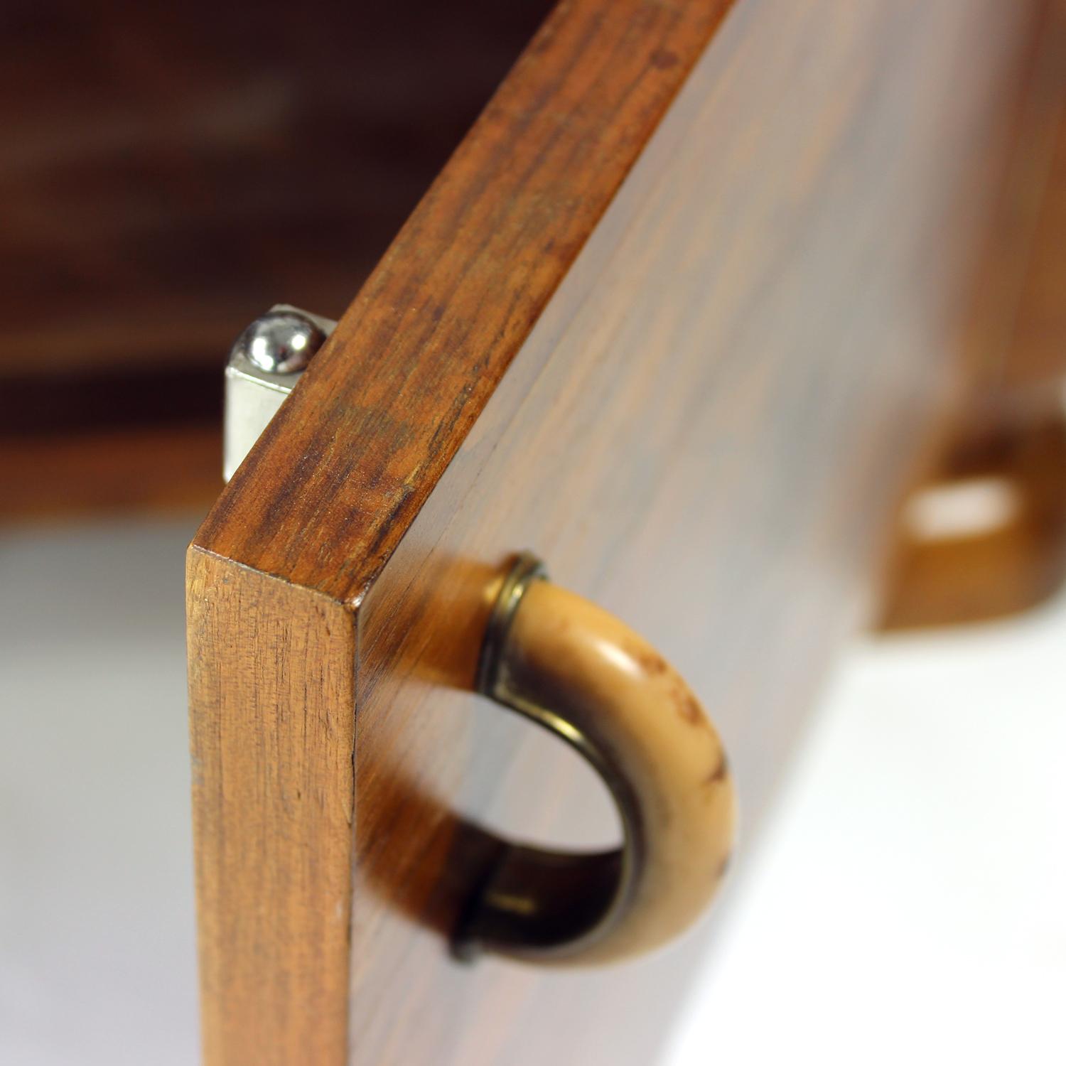 Set Of 2 Art Deco Bedside Tables In Walnut, Czechoslovakia 1930s 1