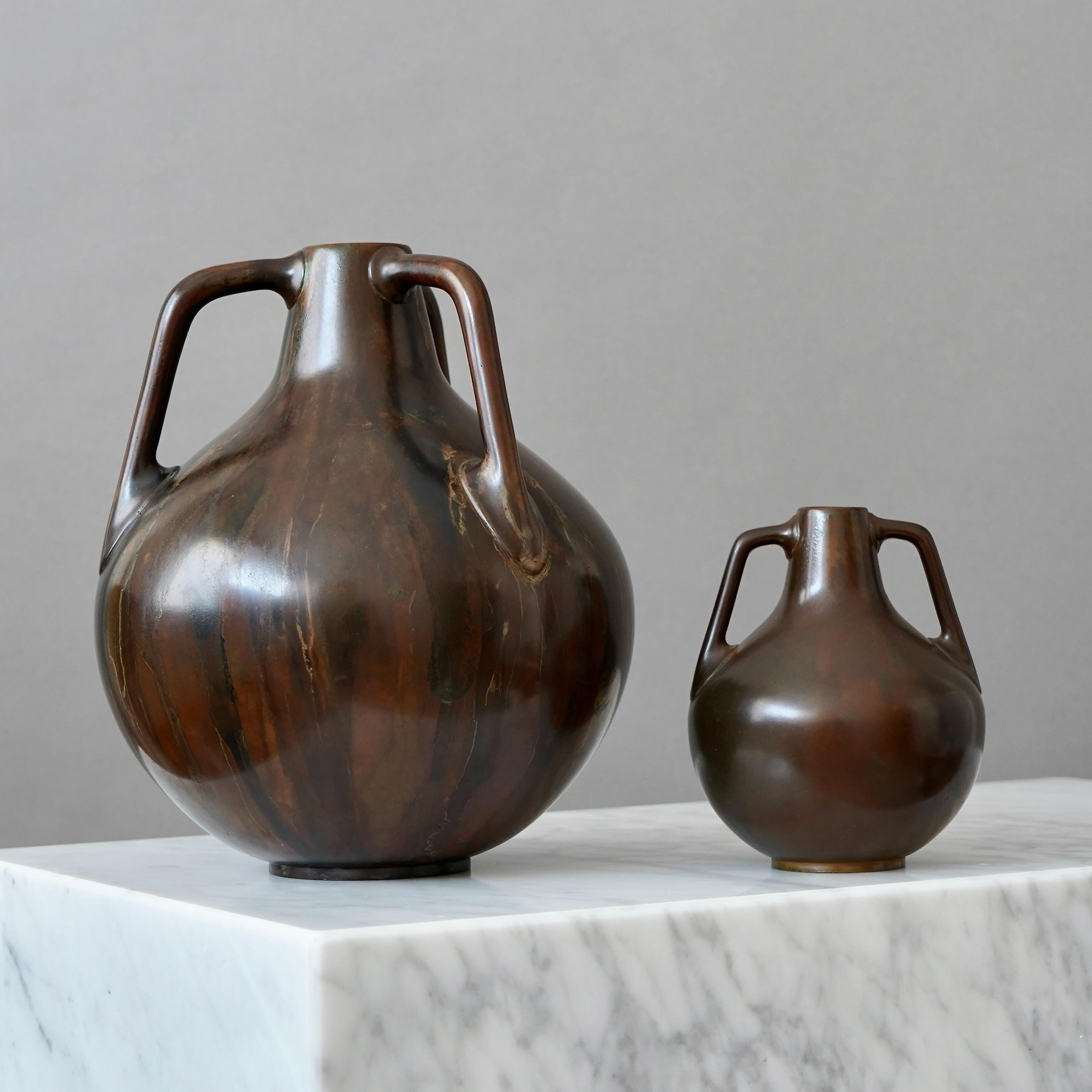 Set di 2 vasi in bronzo Art Deco. Svezia, anni '40 in vendita 6