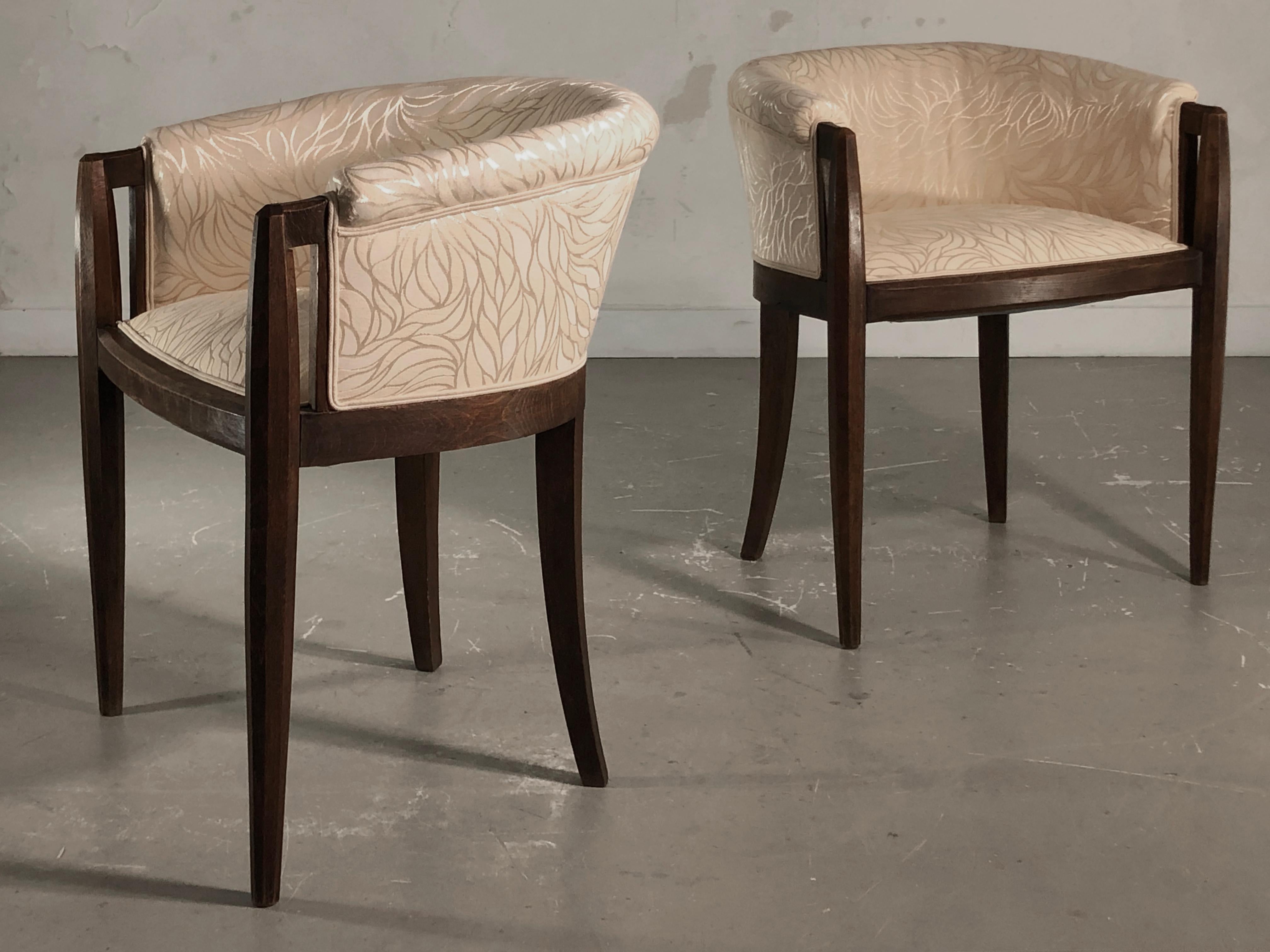 Set of 2 ART DECO NECOCLASSIC CHAIRS in the Style of J.E. RUHLMANN, France 1930 For Sale 1