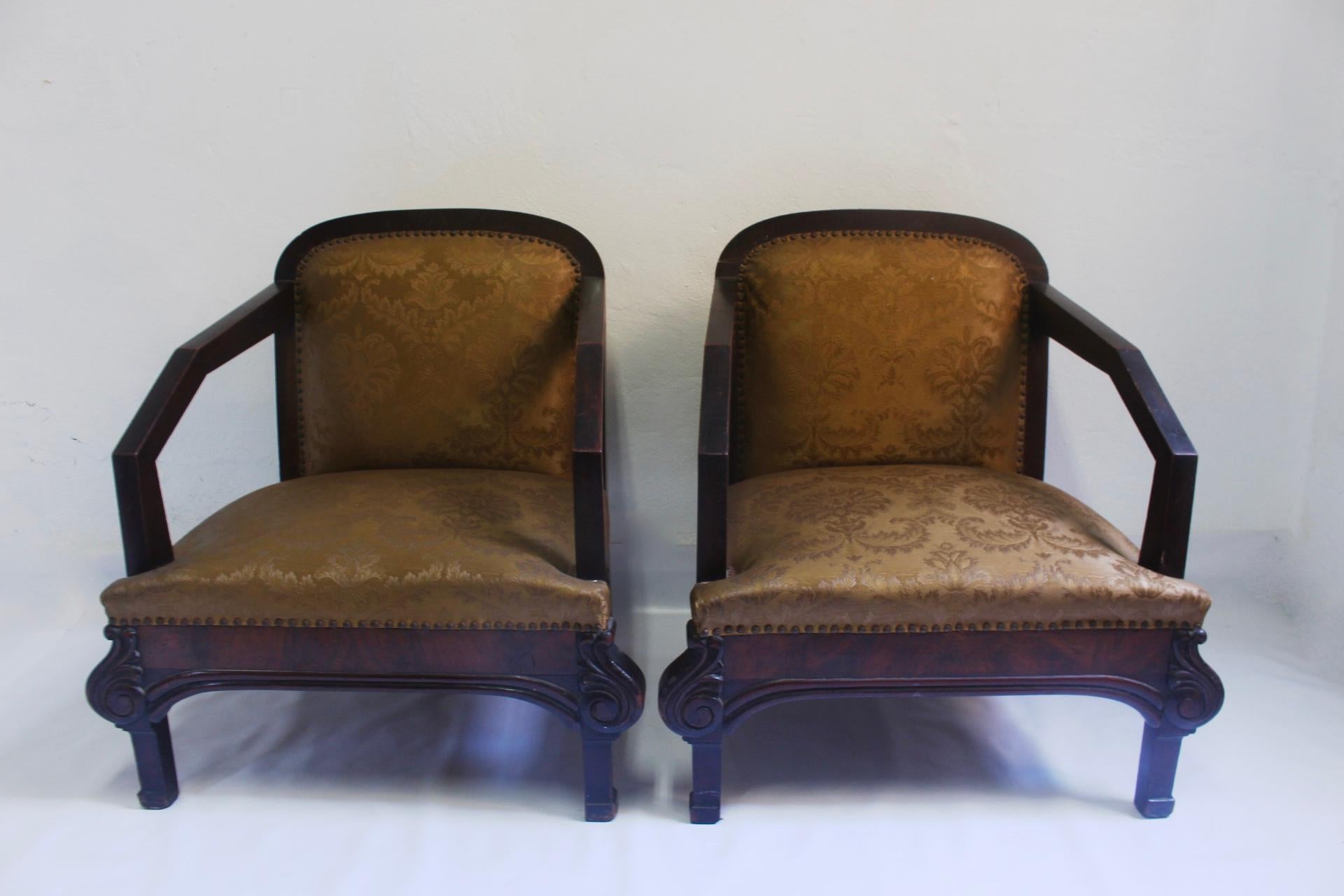 Set of 2 Art Deco club armchairs, Spain. Original brocade silk upholstery from the 1930s.
  