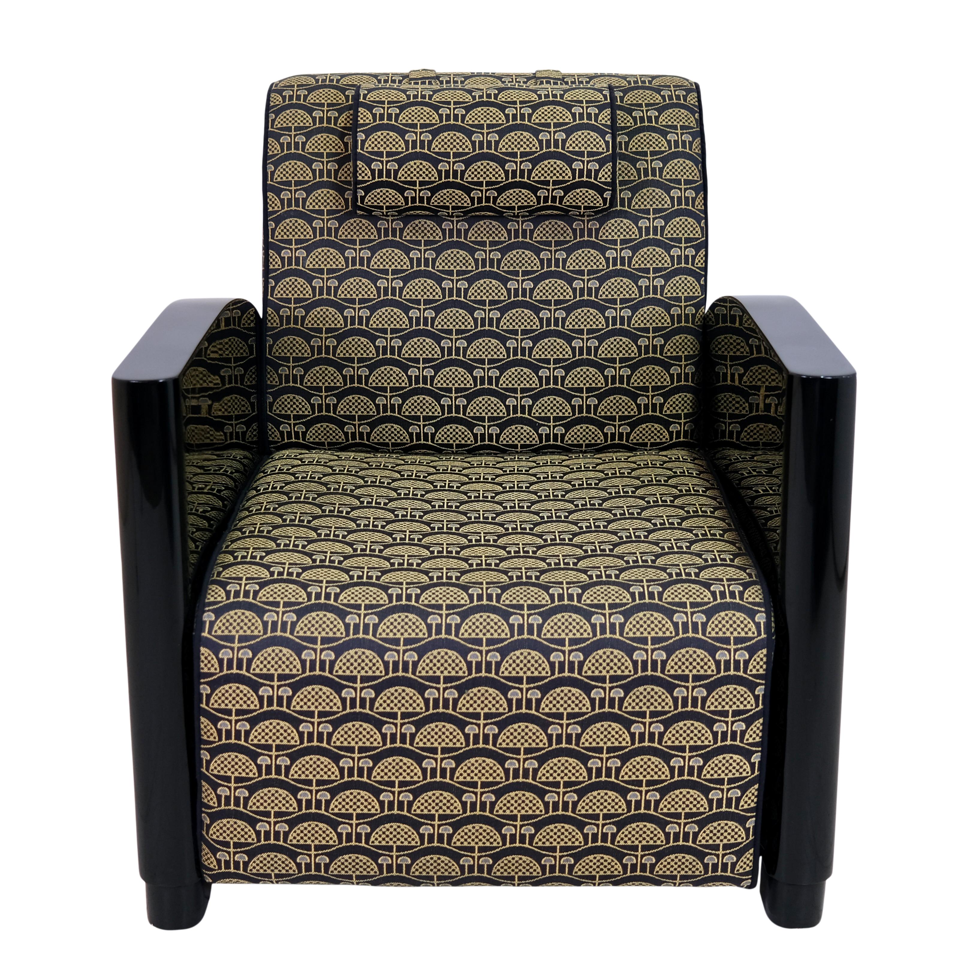 French Set of 2 Art Deco Club Chairs in Black Lacquer and Golden Upholstery For Sale