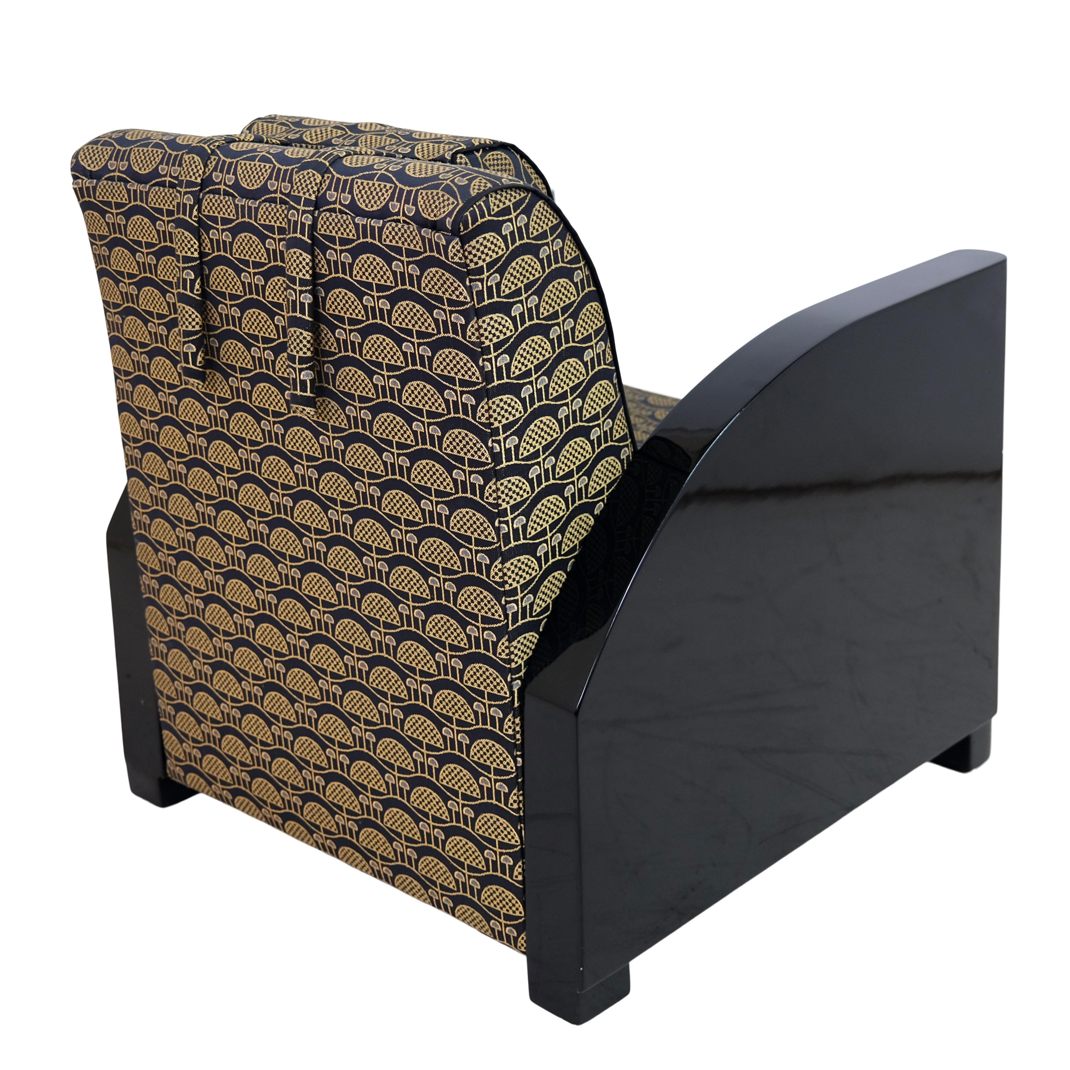 Ensemble de 2 fauteuils club Art déco en laque noire et tapisserie dorée Bon état - En vente à Ulm, DE