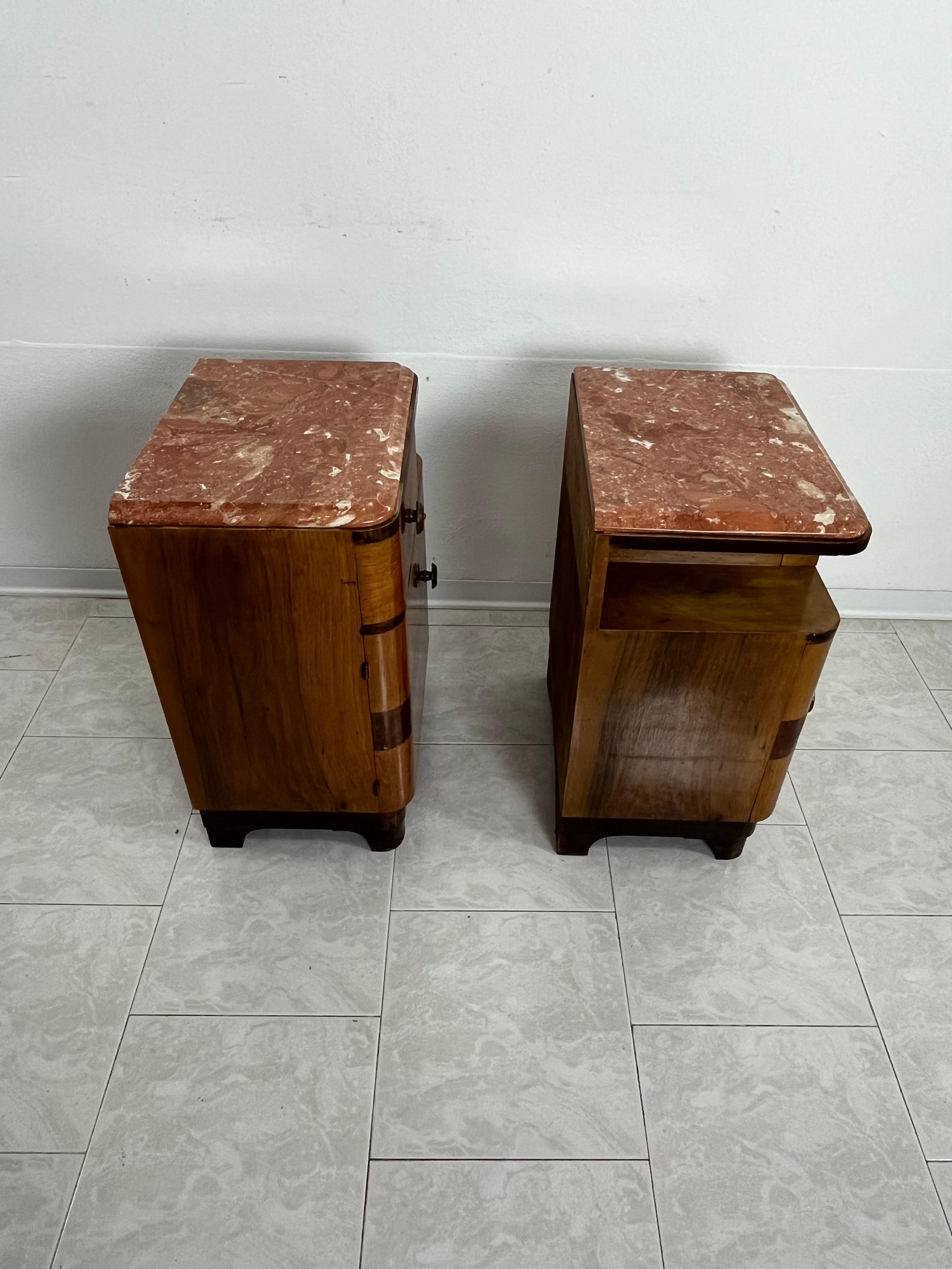 Set di 2 comodini in legno e marmo Art Déco metà secolo 1940 in vendita 3