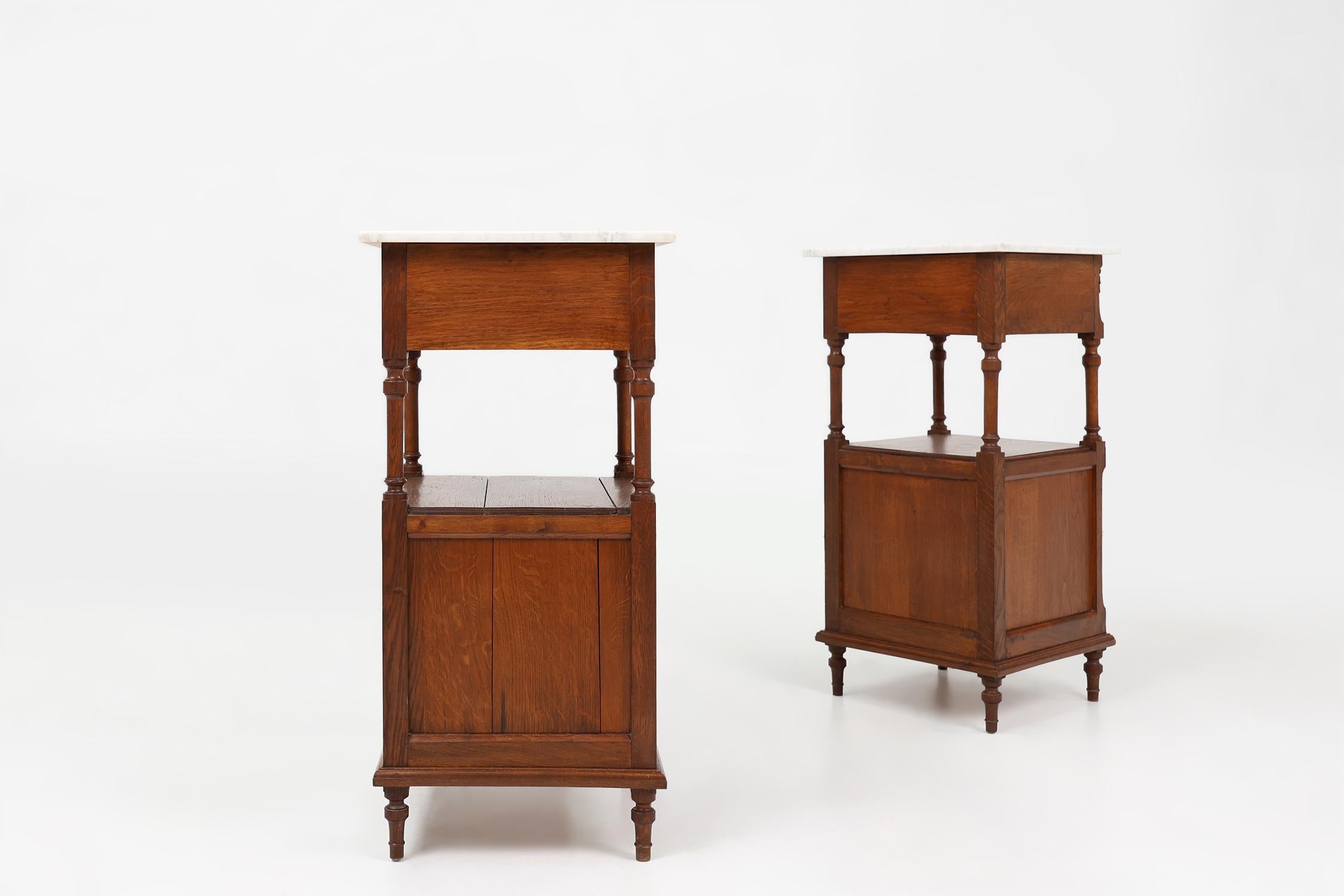 Set of 2 Art Deco nightstands in oak with carrara marble top, France 1930s For Sale 3