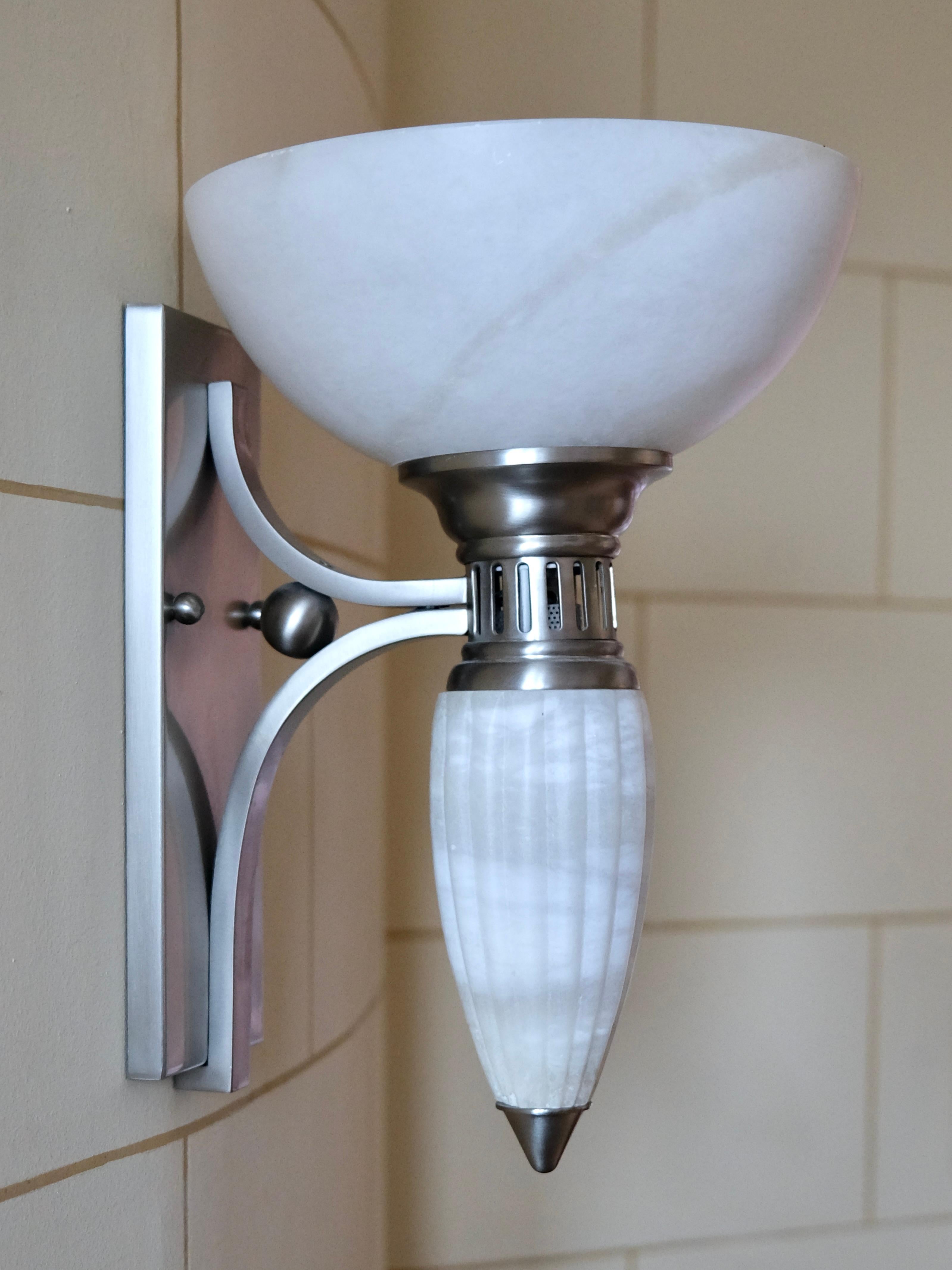 Set of 2 Art Deco Style Wall Sconces with Alabaster Bowls and Illuminated Cones For Sale 2