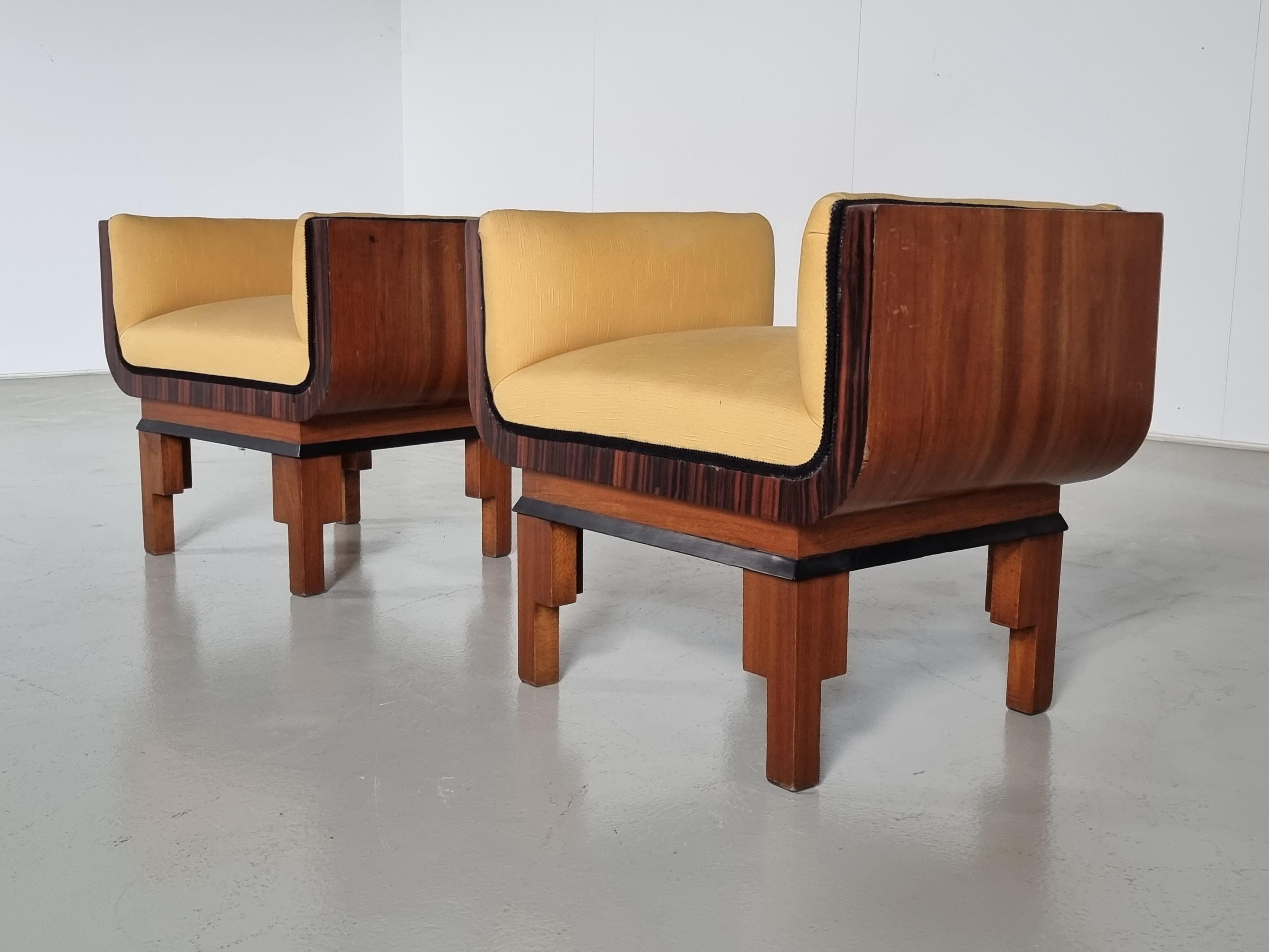 Set of 2 Art Deco Style Walnut Benches/Footstools, Italy, 1950s 1