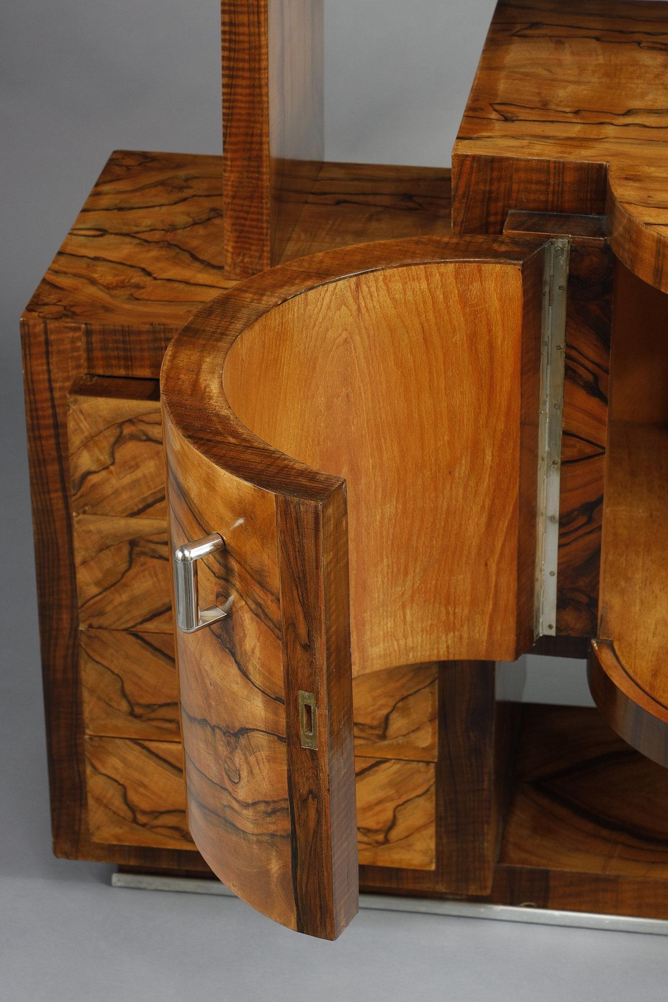 Set di 2 armadi Art Déco in noce: un bar e una credenza in vendita 5