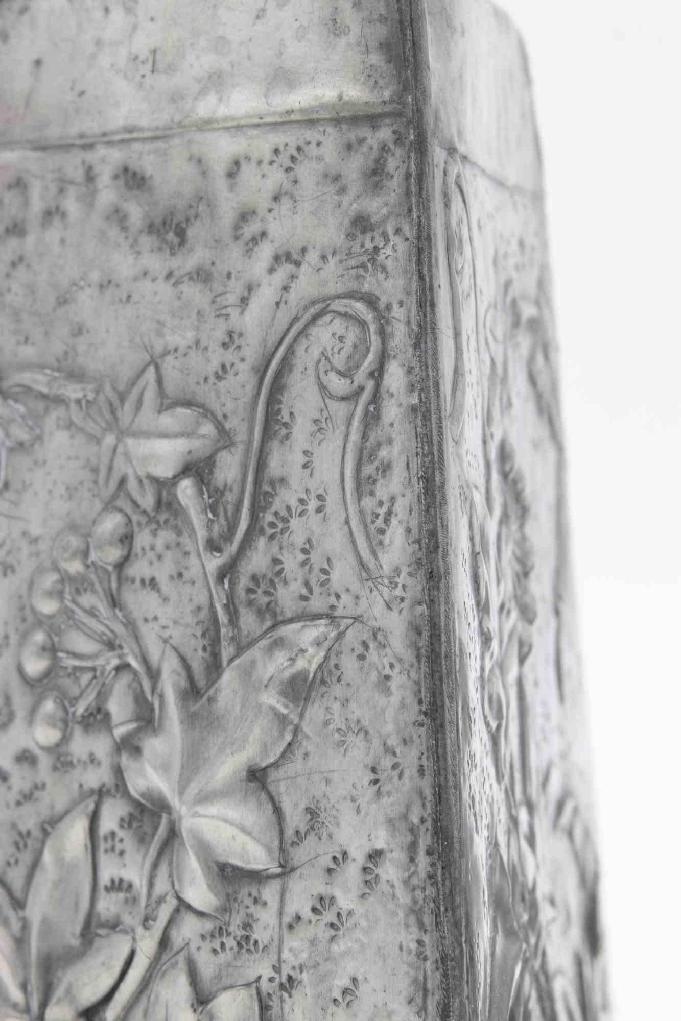 Set di 2 vasi in peltro Art Nouveau, Italia, inizio XX secolo in vendita 1