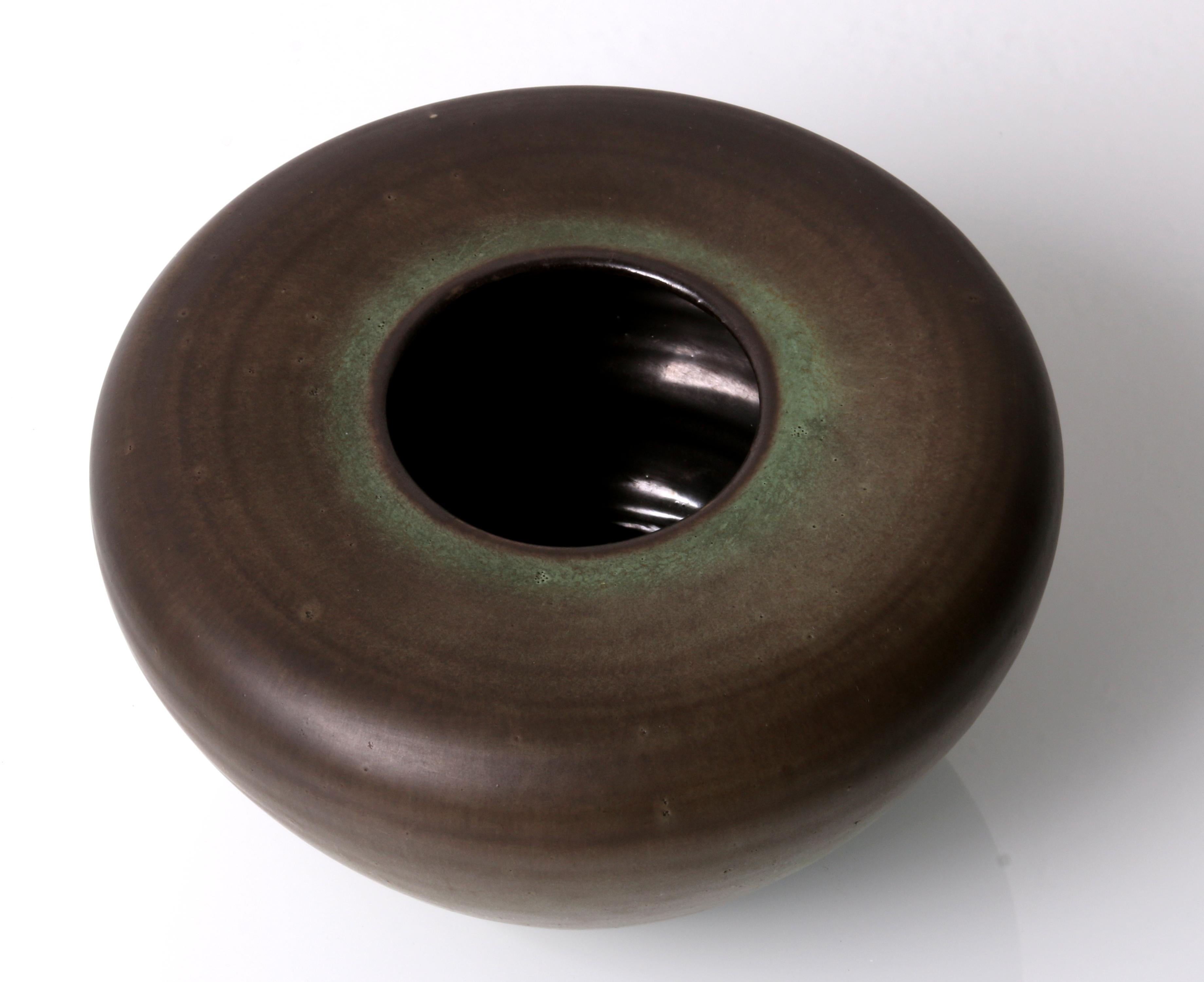 German SET of 2 art pottery Vases late 60s by Barbara Lampe :: Anton Lang Oberammergau For Sale