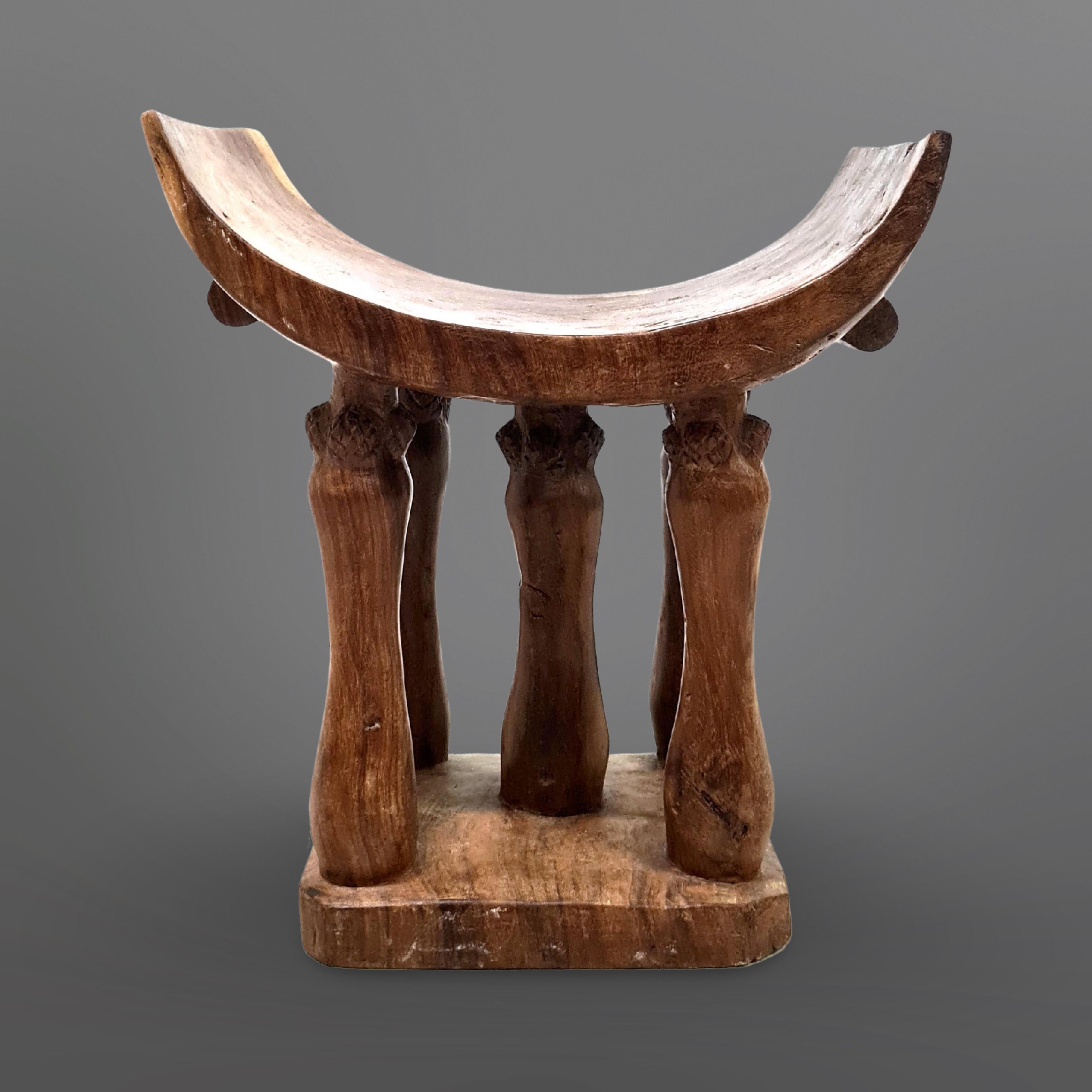 Hardwood Set of 2 Asante tribal stools, Ghana 1950s