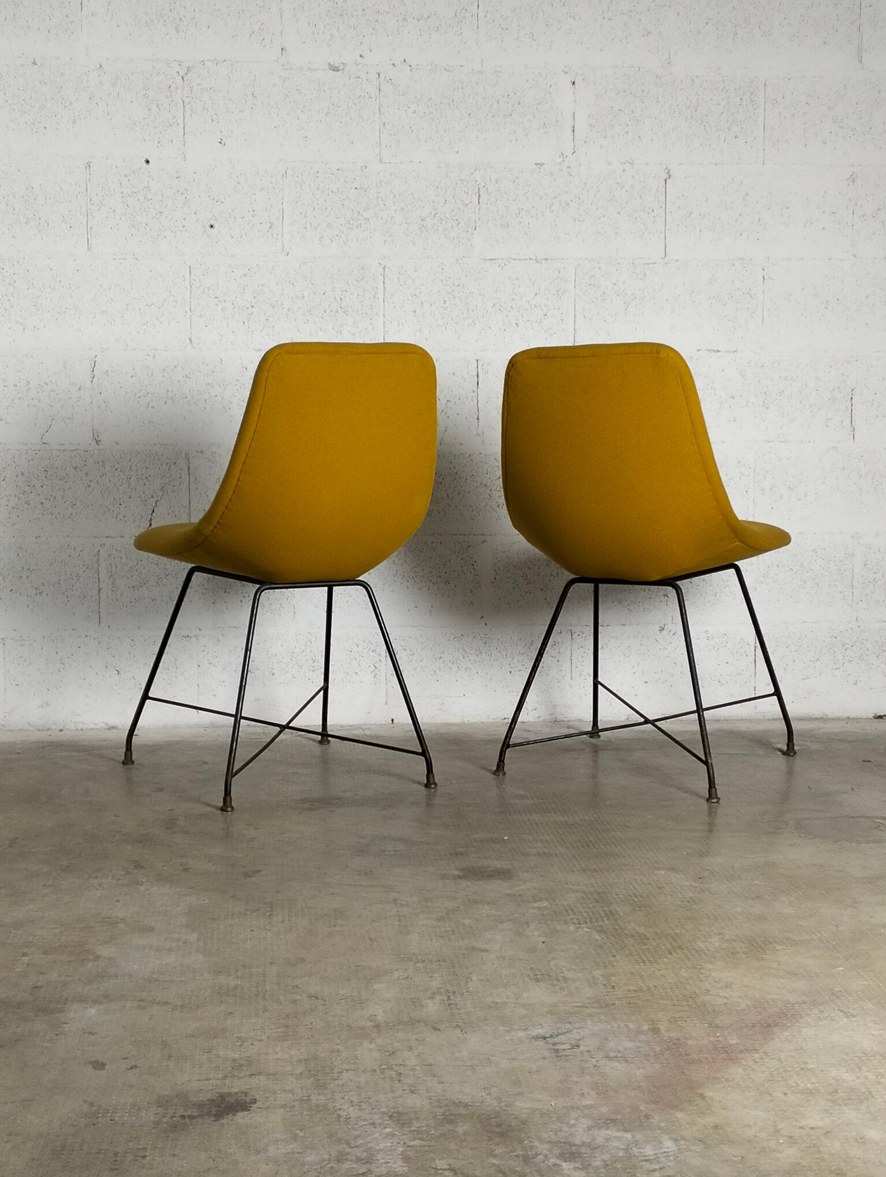 Set of 2 Aster Chairs by Augusto Bozzi for Saporiti, ‘50'60 For Sale 2