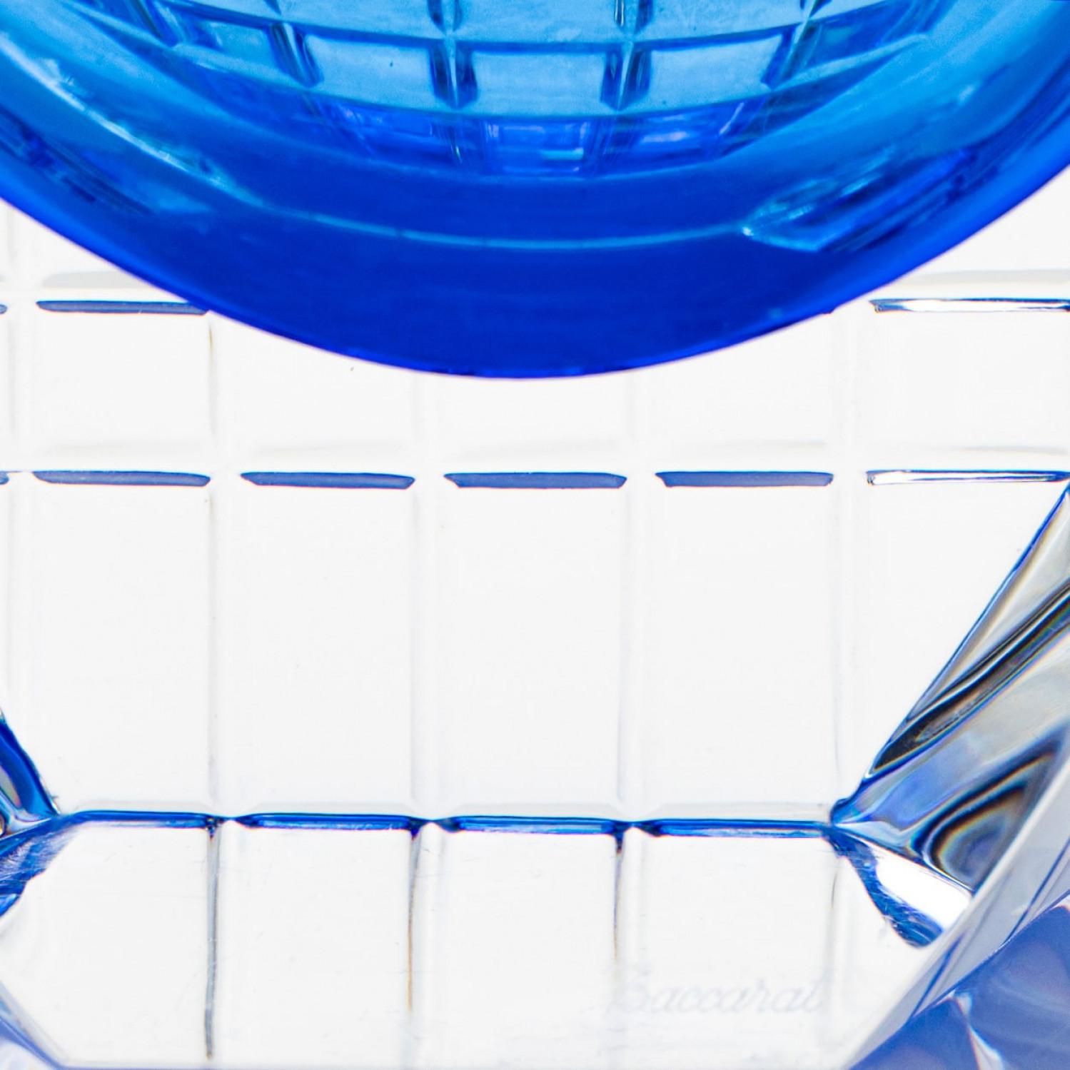 Francese Set di 2 vasi geometrici Baccarat in vetro trasparente blu cobalto, Francia in vendita