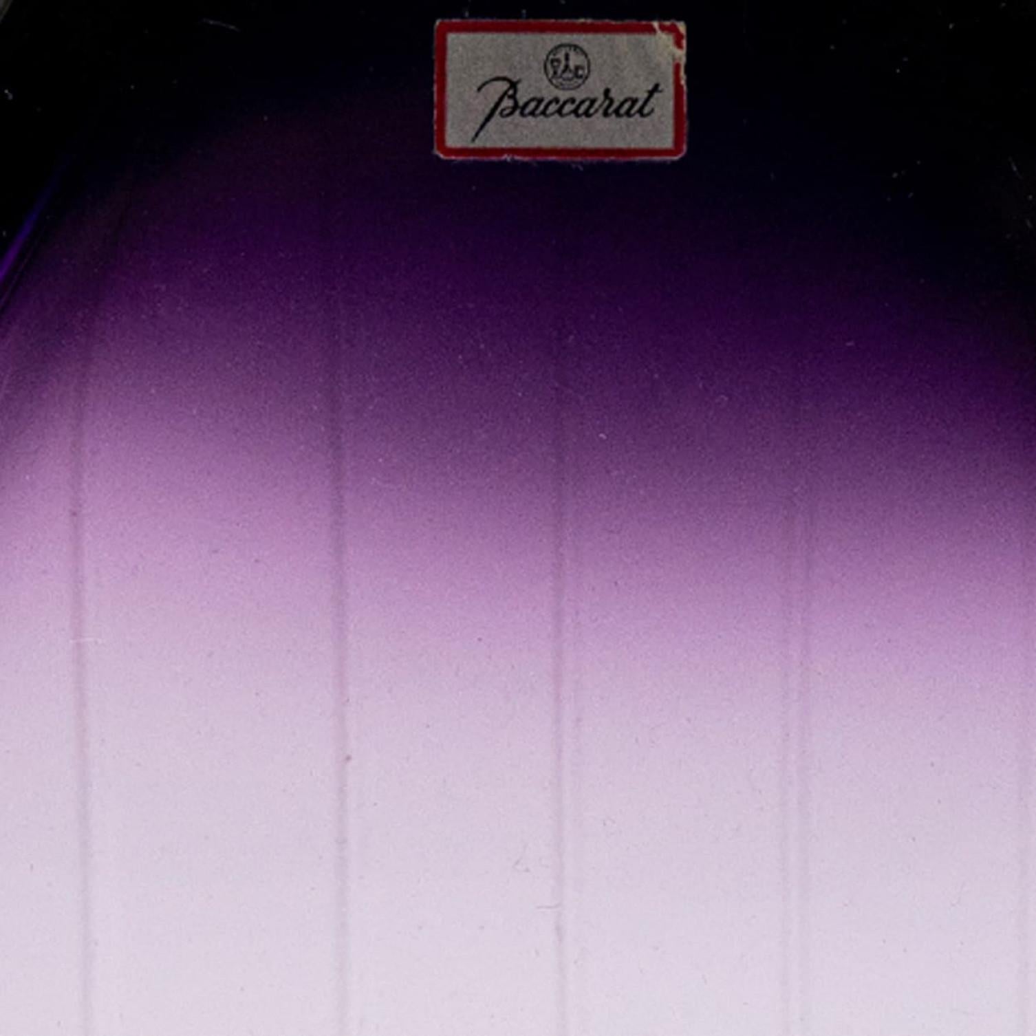 Cristallo Set di 2 vasi geometrici Baccarat in vetro trasparente viola, Francia in vendita
