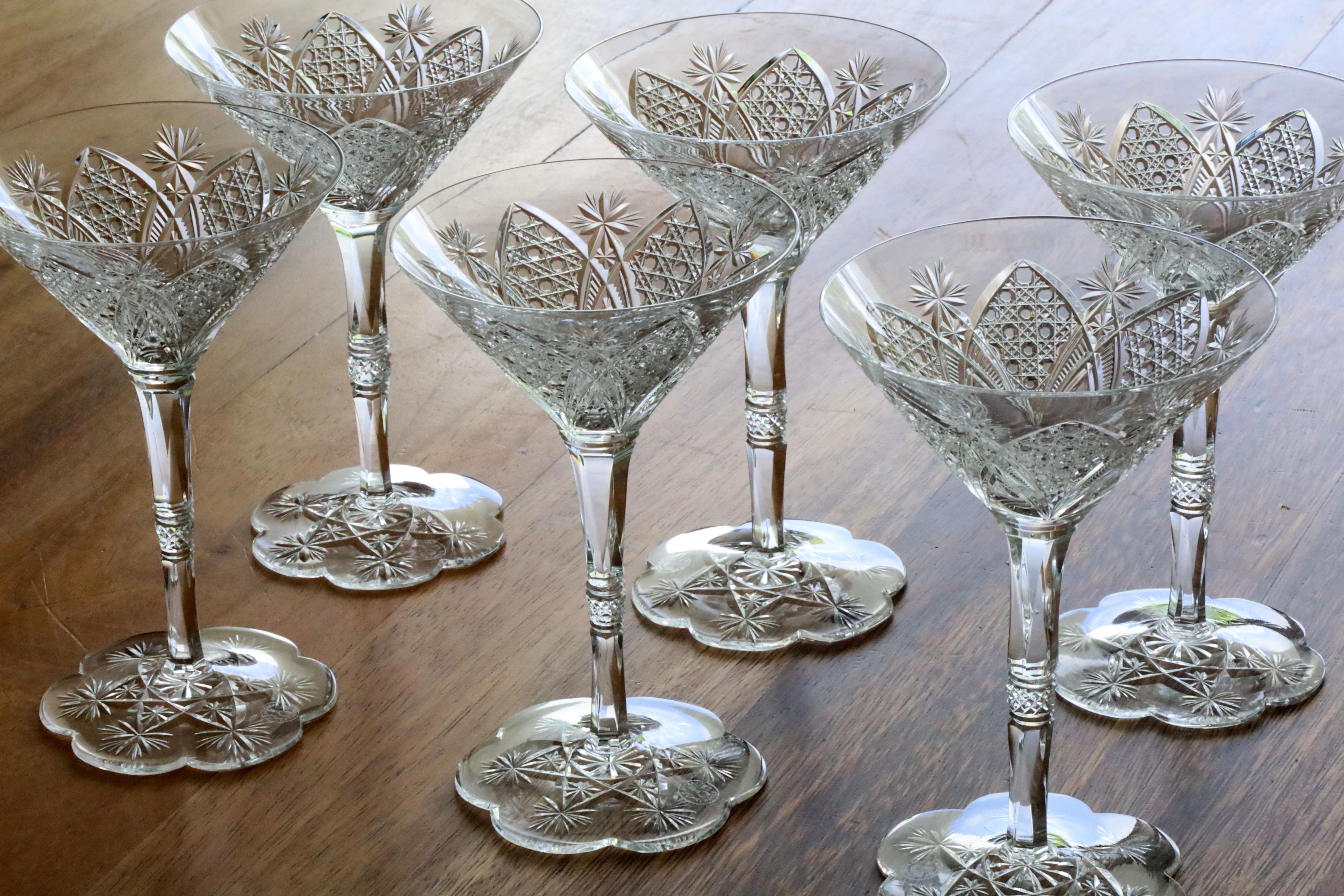 Juego de 2 Copas de Martini de Cristal Soplado Elbeuf de Baccarat mediados del siglo XX en venta