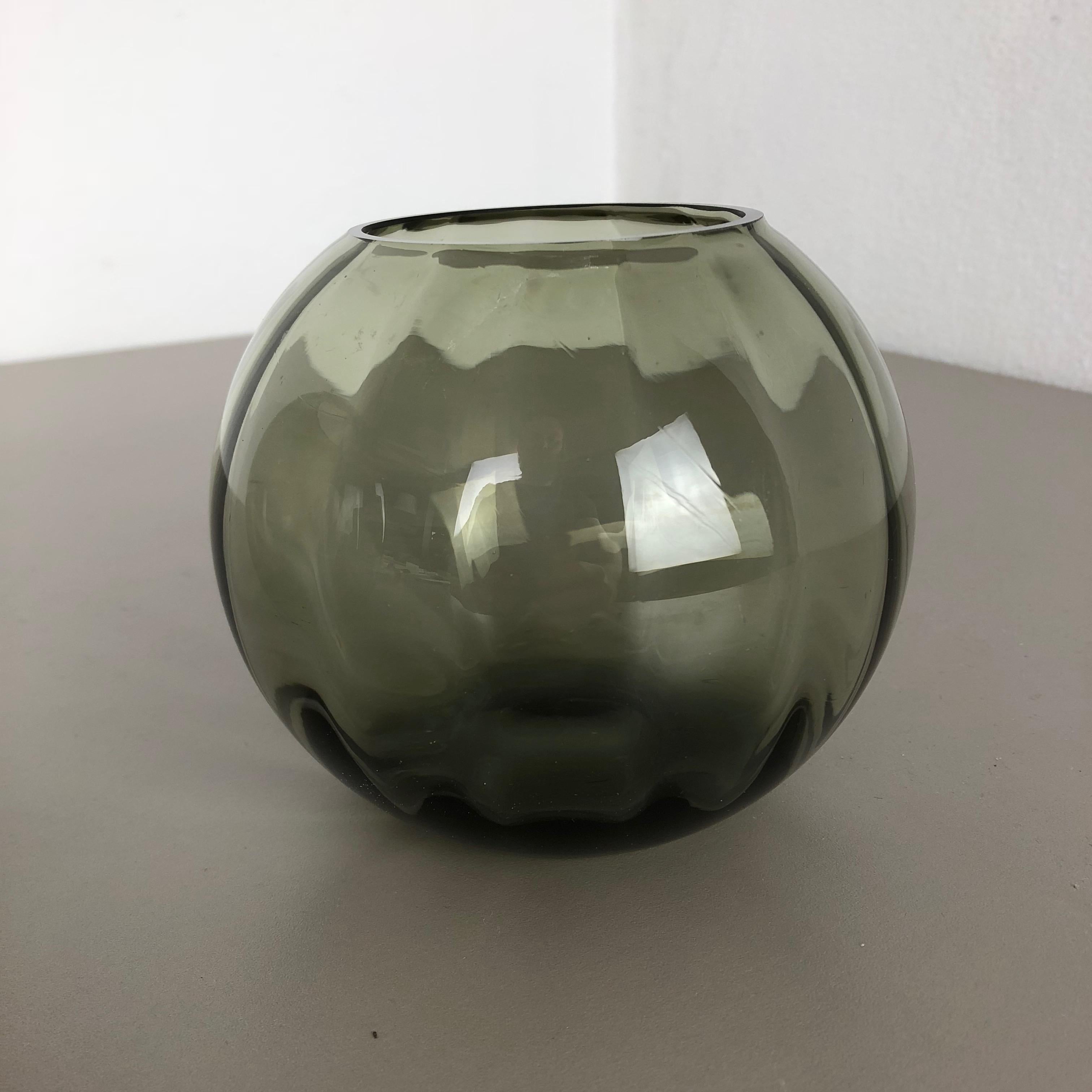 Set of 2 Ball Vases Turmaline by Wilhelm Wagenfeld for WMF Germany, 1960s No 1 For Sale 4