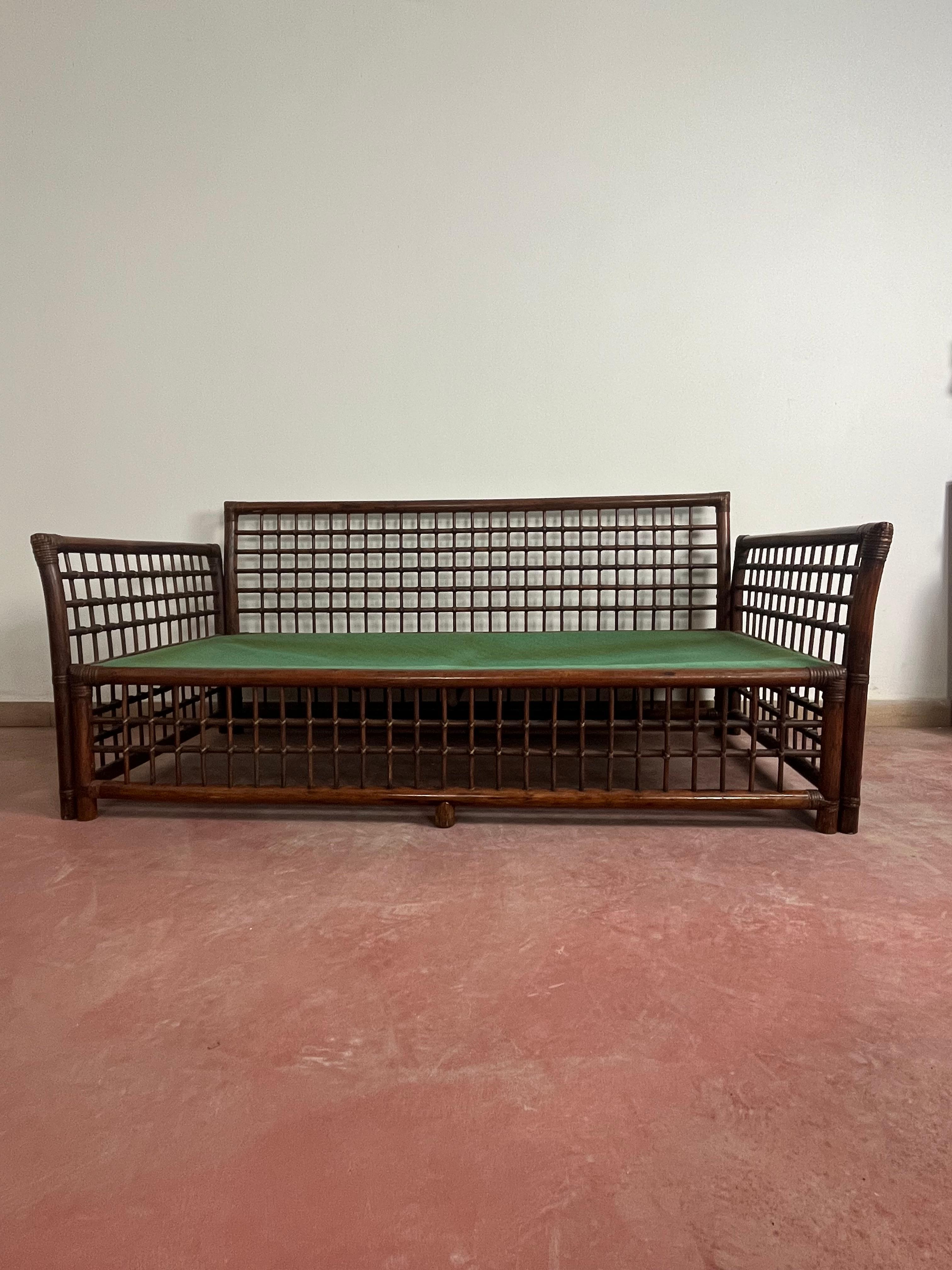 Set Of 2 Bamboo And Rattan Sofas Attributed To Vivai Del Sud, 1960s For Sale 6
