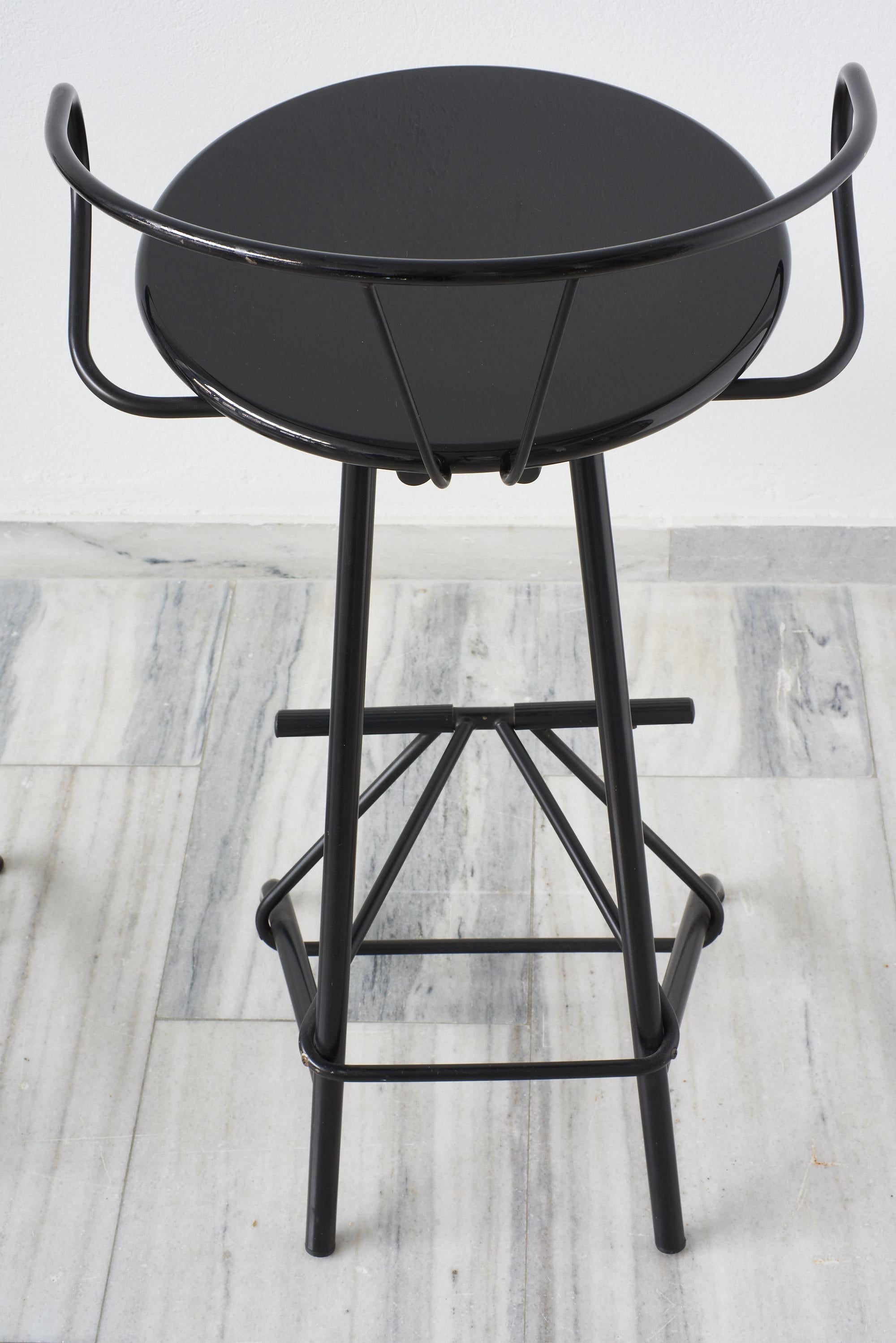 Set of 2 Bar stools, black lacquer, black metal.Italy 1980s. In Good Condition For Sale In Athens, Attiki