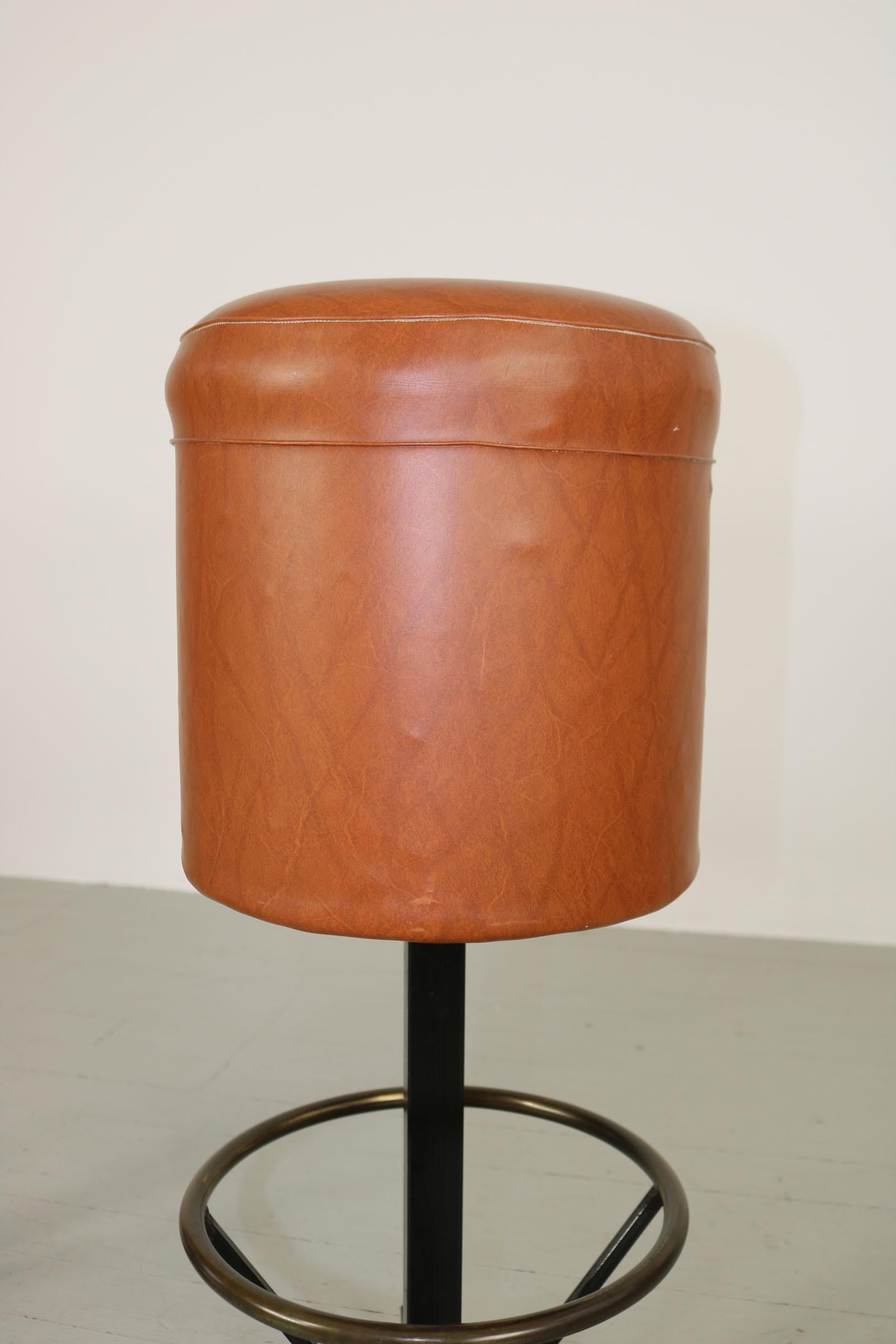 Set of 2 Barstools with Brown Leatherette Cover, Italy, 1960s 1