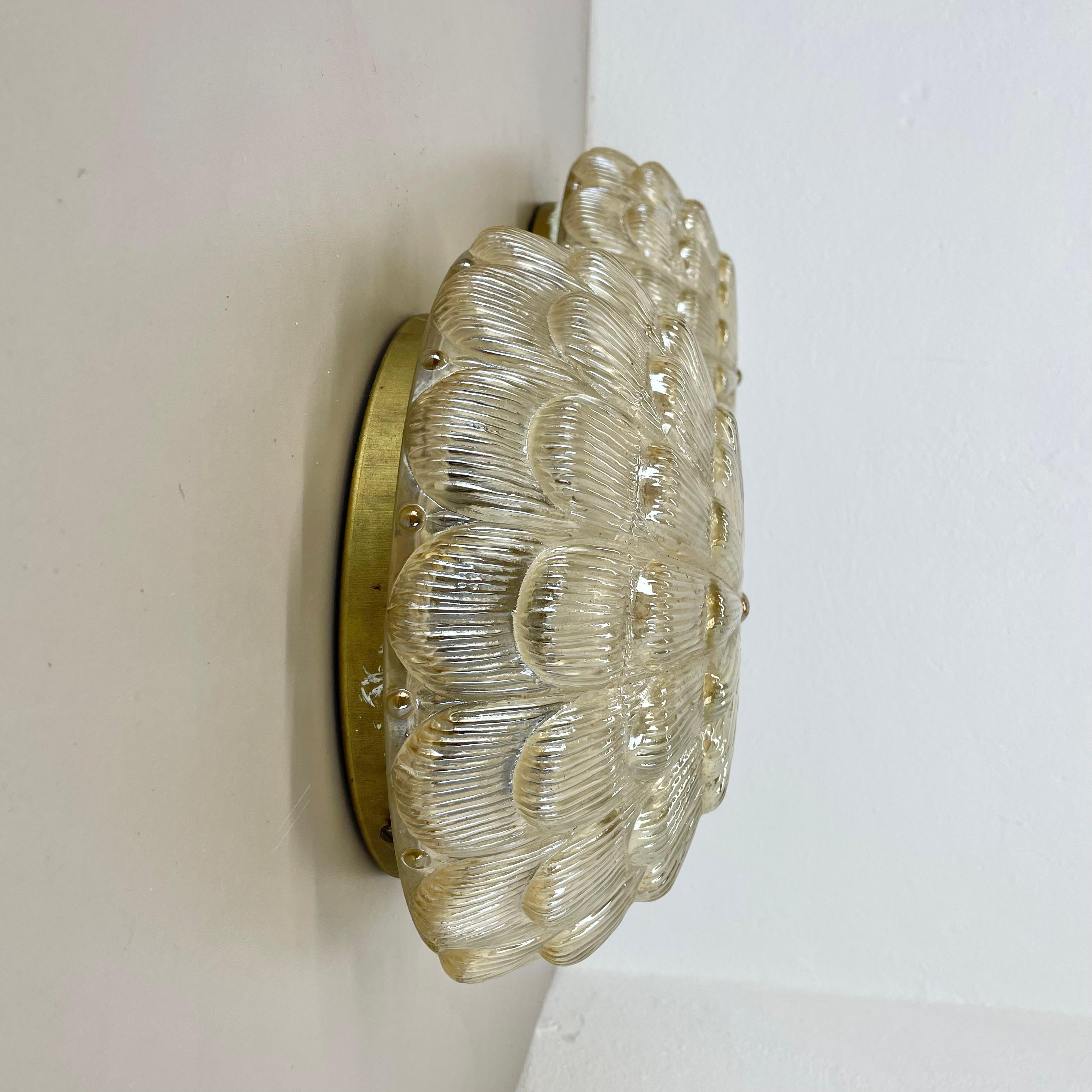 lote de 2 preciosos Plafones de Pared de cristal ámbar texturizado de 31 cm, Alemania, años 70 en venta 3