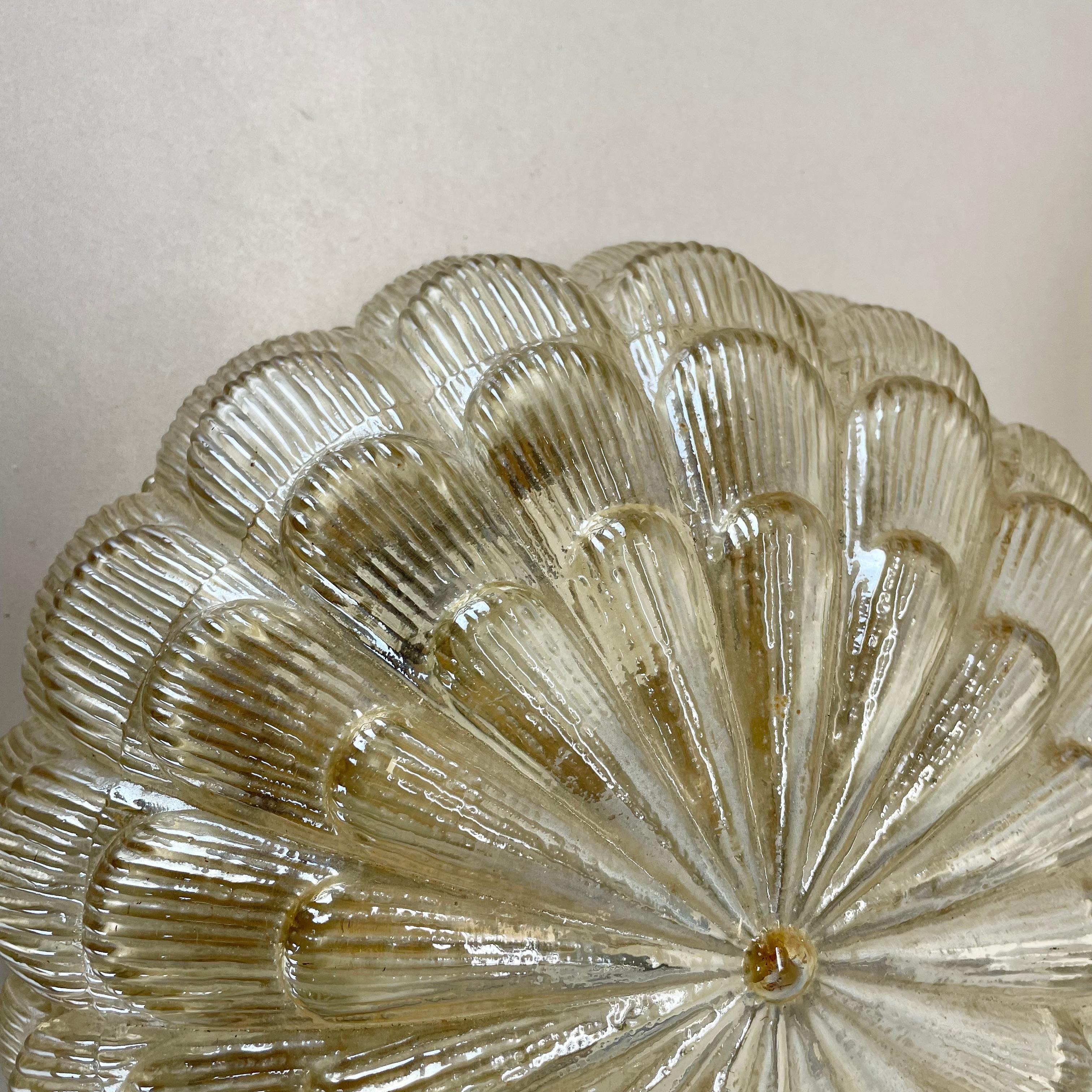 lote de 2 preciosos Plafones de Pared de cristal ámbar texturizado de 31 cm, Alemania, años 70 en Bueno estado para la venta en Kirchlengern, DE