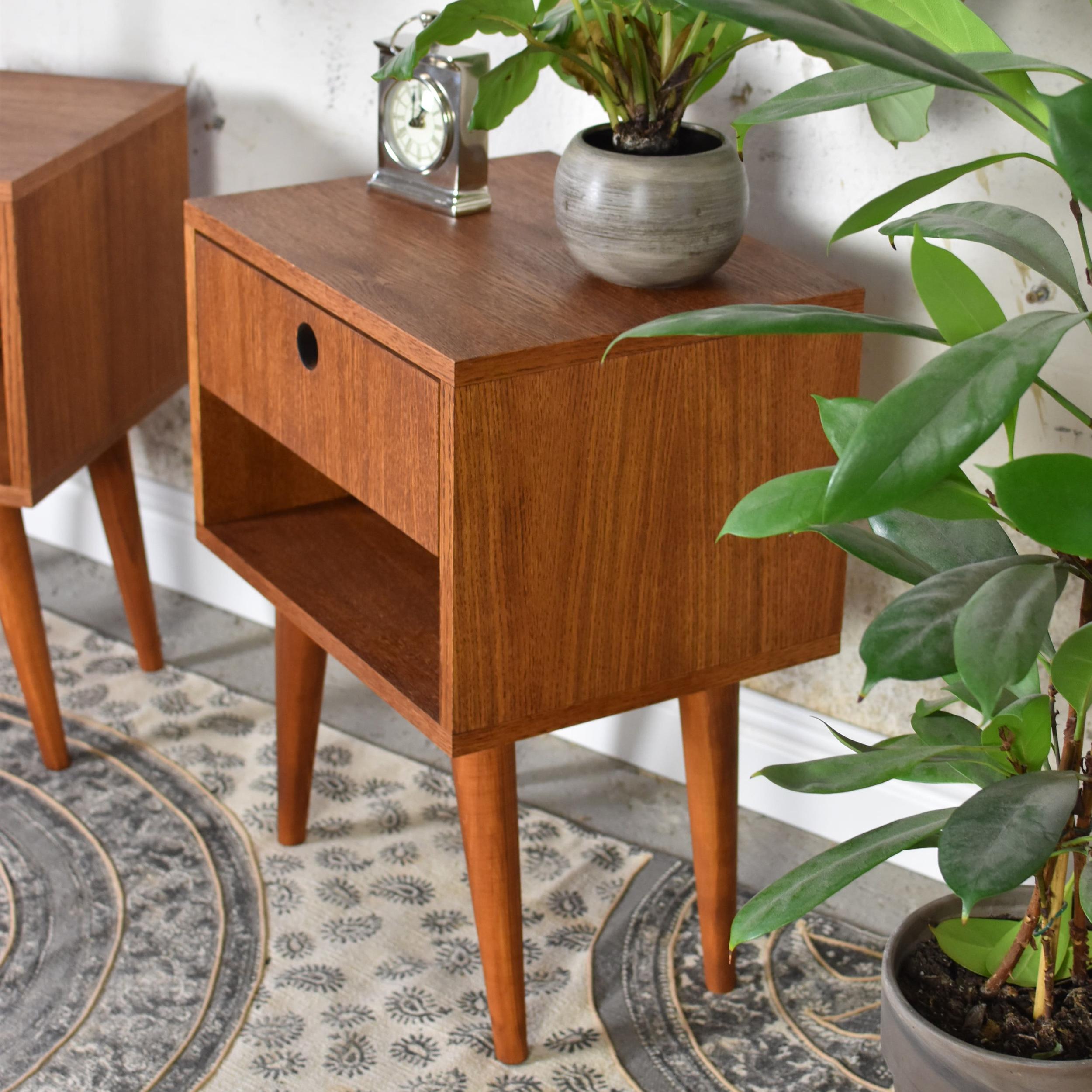 Polish Set Of 2 Bedie + Large Bedstands by Pastform For Sale