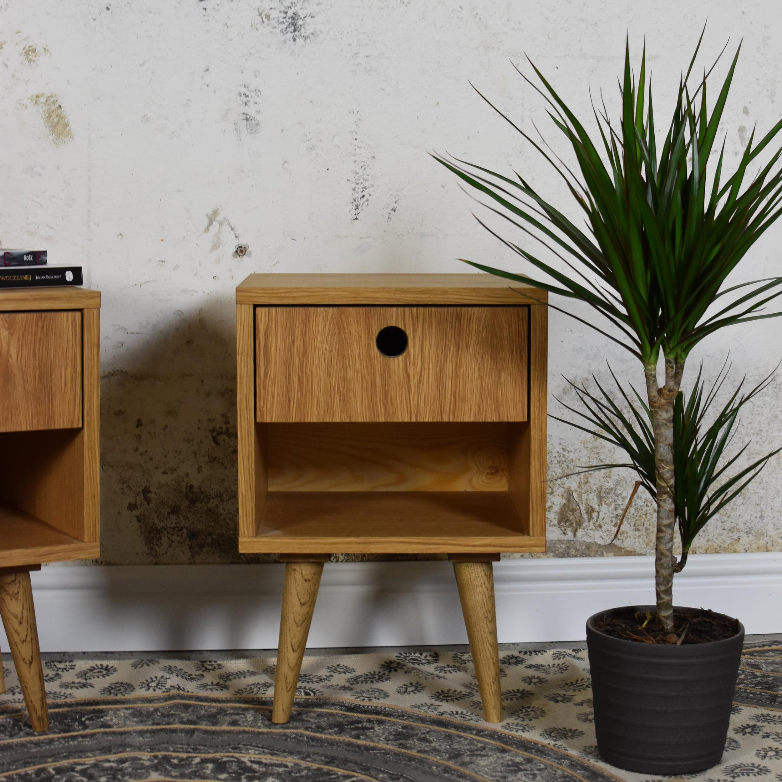 Set Of 2 Bedie Light + Large Bedstands by Pastform
Dimensions: D 35 x W 45 x H 50 cm.
Materials: Stained and varnished wood.

Available in different wood color finishes: Whiskey, Rum, BPA, Nobel, Brandy, Schwarz, Cognac, Dunkelbraun, Honig, and