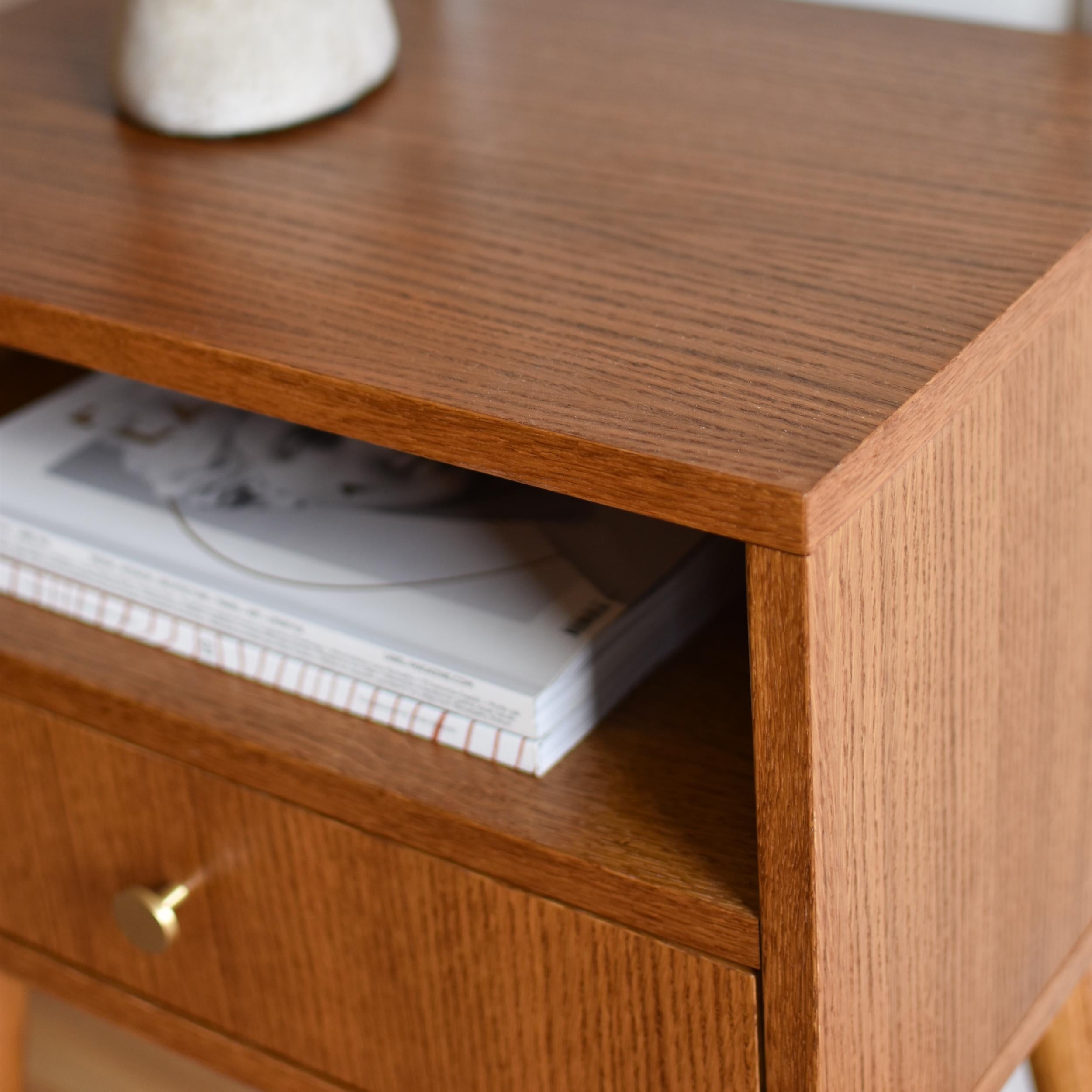 Post-Modern Set Of 2 Bedie Nan Bedstands by Pastform For Sale