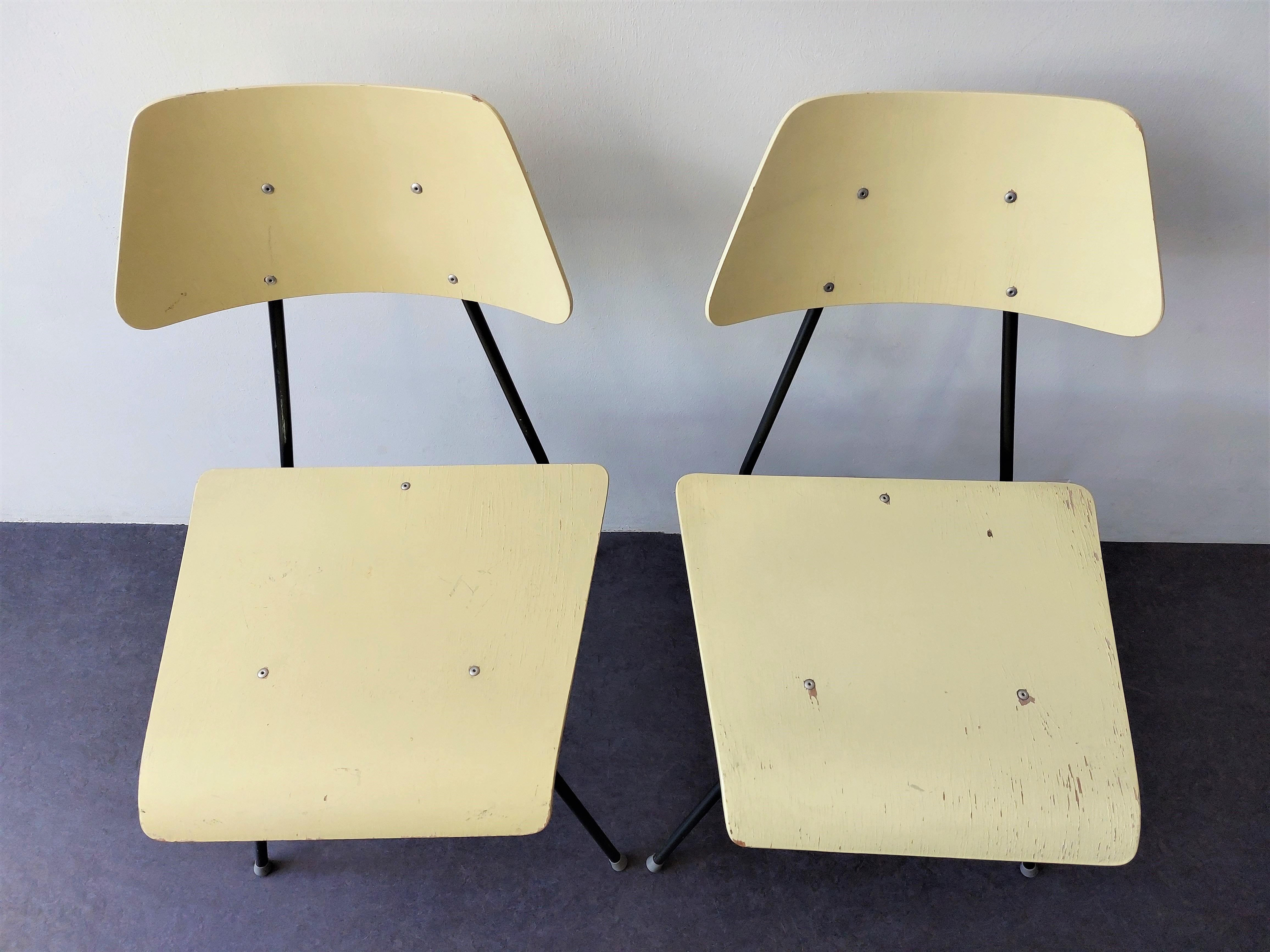 Metal Set of 2 Bedroom Chairs and Sidetabe by Rob Parry for Dico, the Netherlands For Sale