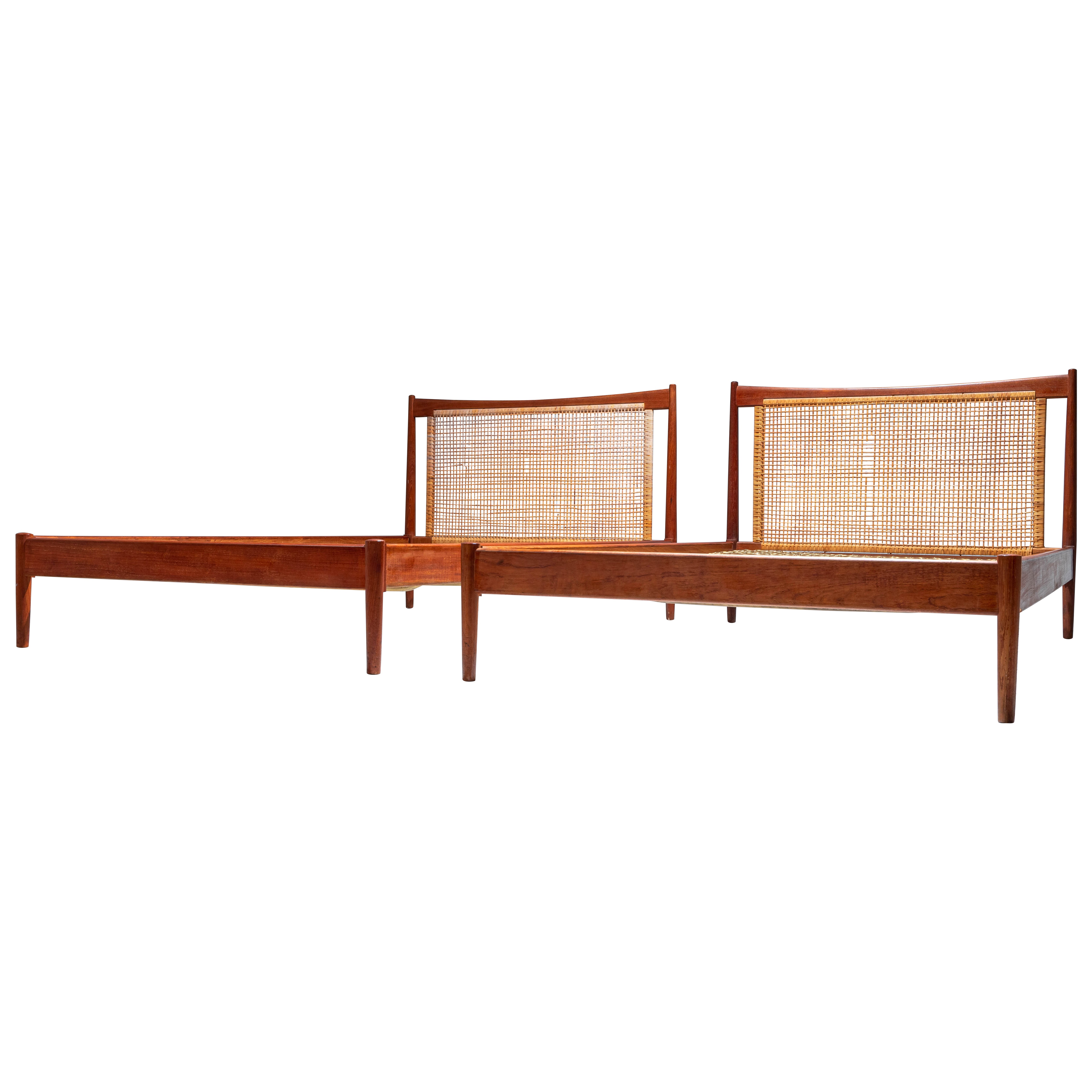 Ensemble de 2 lits par Børge Mogensen pour Søborg Møbelfabrik Danemark, années 1950