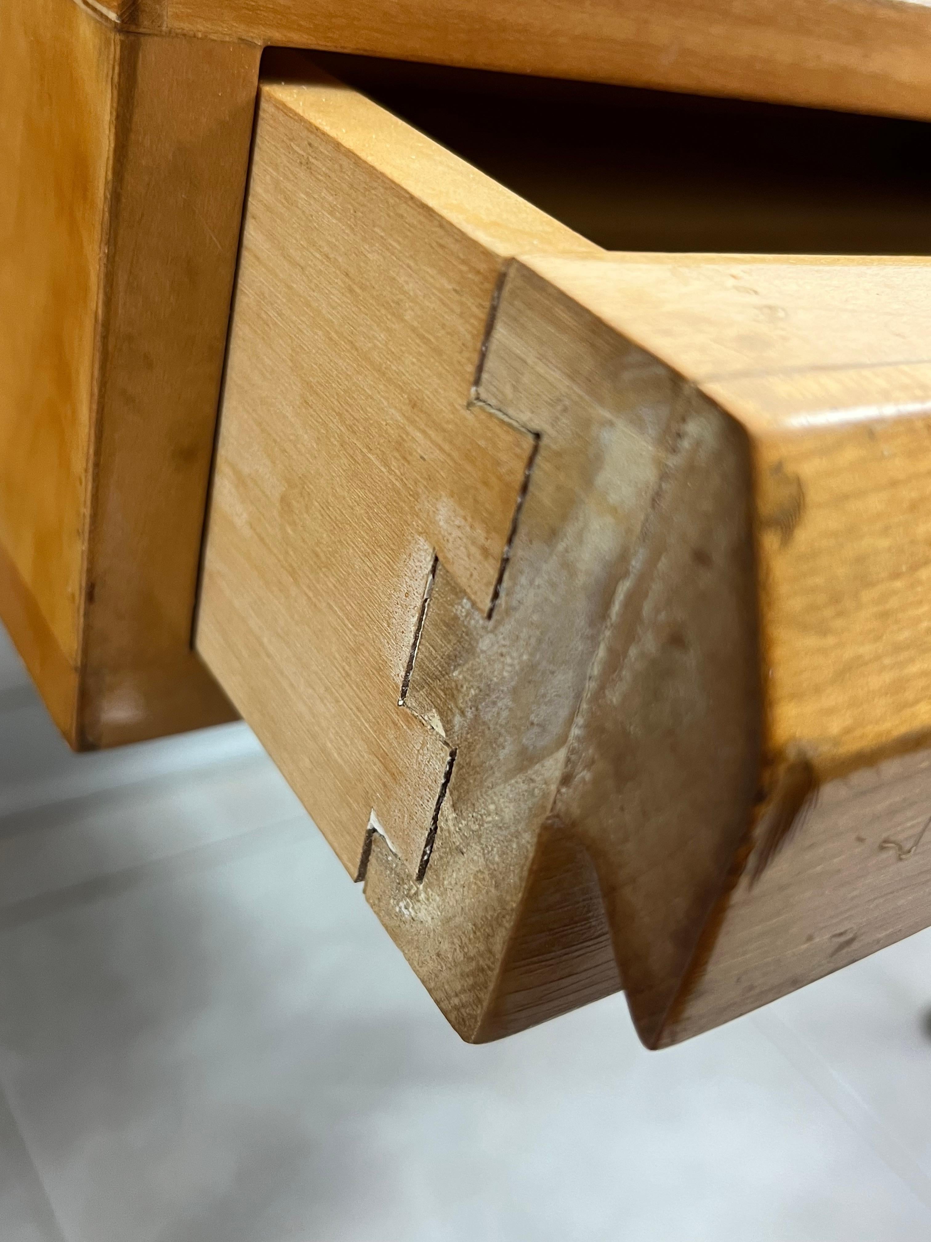 Ensemble de 2 tables de chevet G. Cecchini/C. Lissone attribuée à Vittorio Dassi 1950 en vente 3