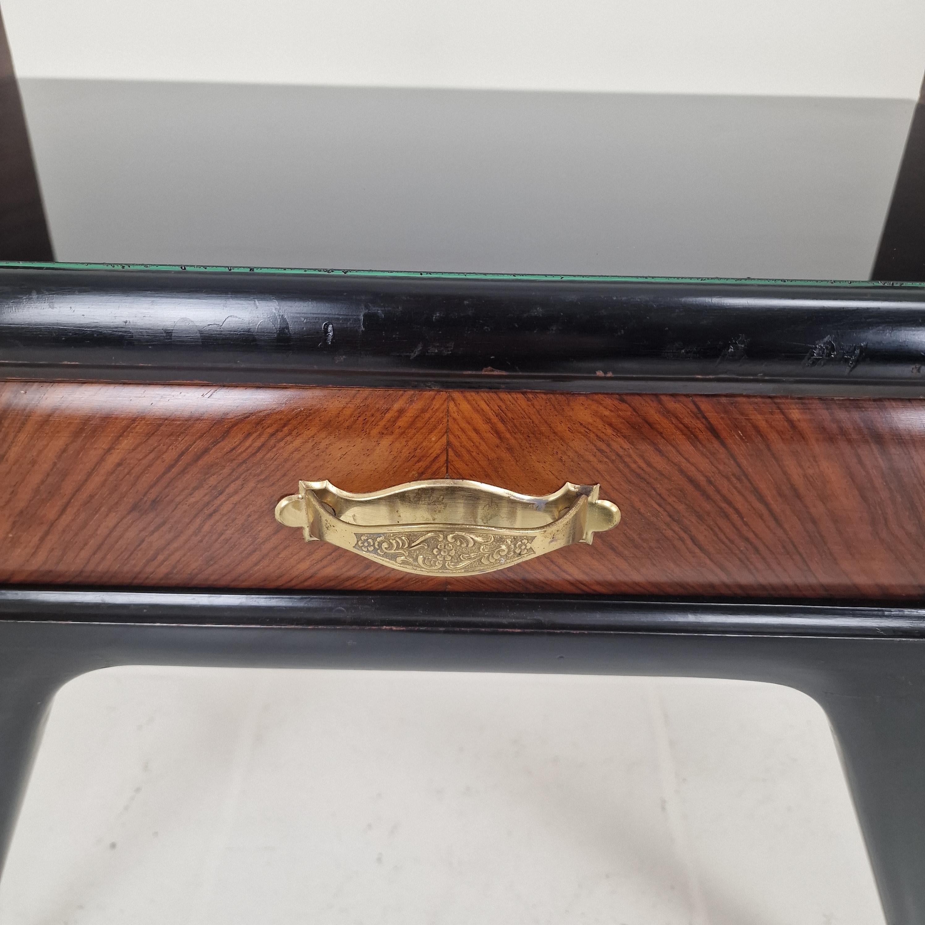 Set of 2 Bedside Tables or Nightstands in the style of Paolo Buffa, Italy 1950's For Sale 5