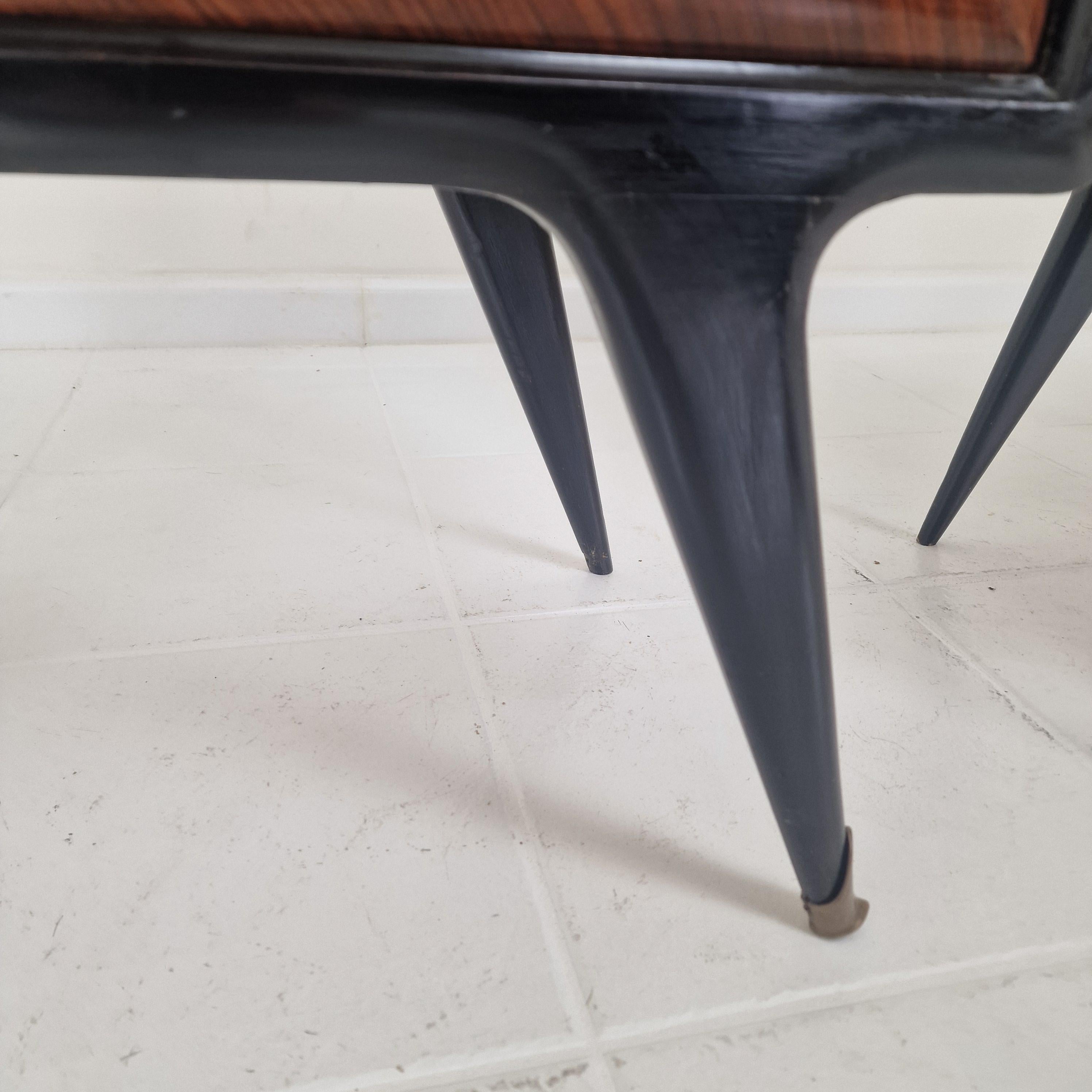 Set of 2 Bedside Tables or Nightstands in the style of Paolo Buffa, Italy 1950's For Sale 6