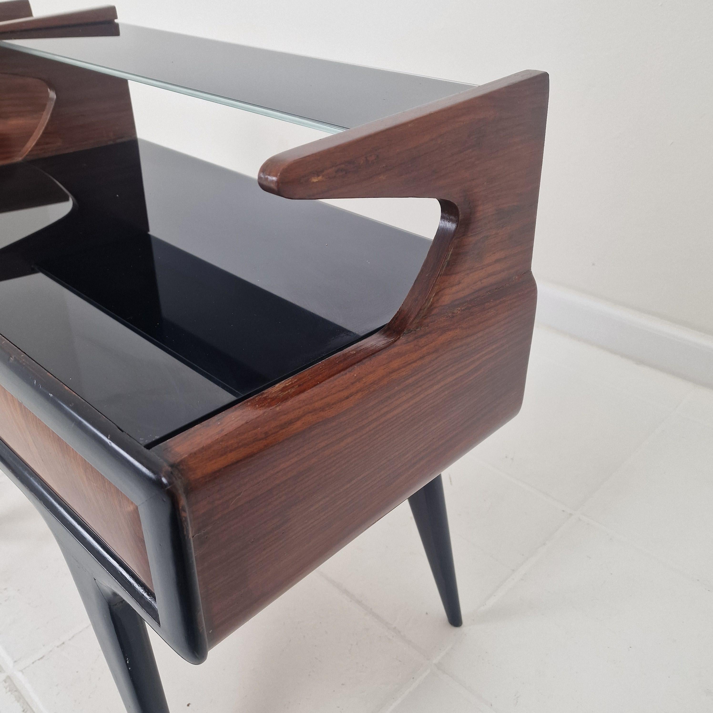 Set of 2 Bedside Tables or Nightstands in the style of Paolo Buffa, Italy 1950's For Sale 8