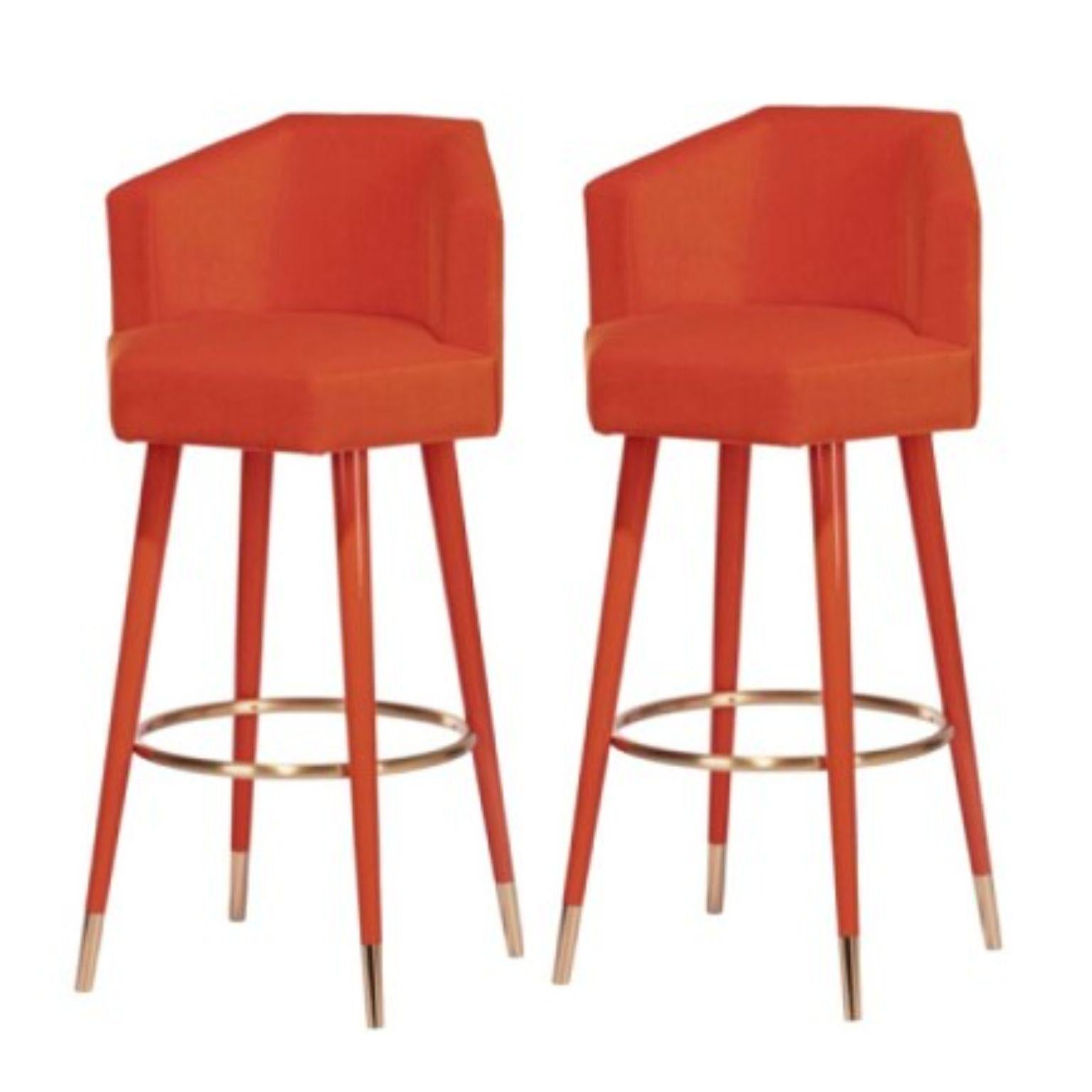 Set of 2 Beelicious bar stools, Royal Stranger
Dimensions: 54.5 x 46 x 107 cm
Materials: Upholstery Zinnia cotton velvet. Legs Zinnia lacquered wood with glossy finish. Feet covers and footrest Brushed Brass.


Royal Stranger is an exclusive
