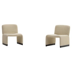 Set of 2 beige teddy lounge chairs, 70s Italy.