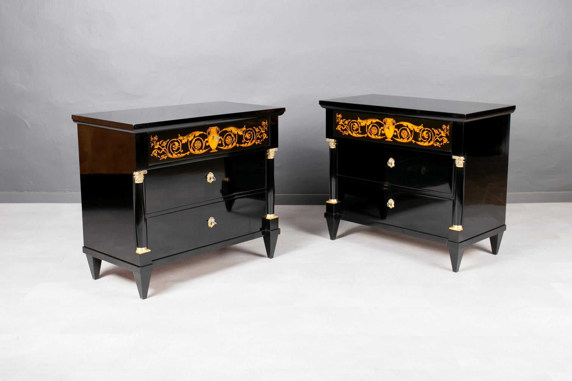 Polished Set of 2 Biedermeier Chests of Drawers, Austria, 19th Century